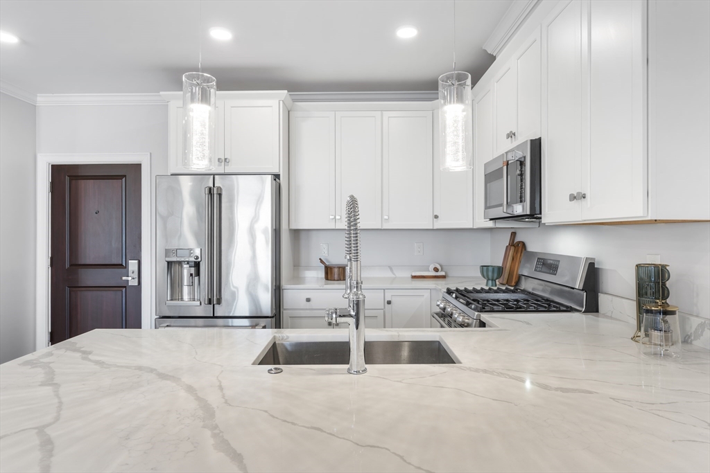 87 Medford St Unit: 504