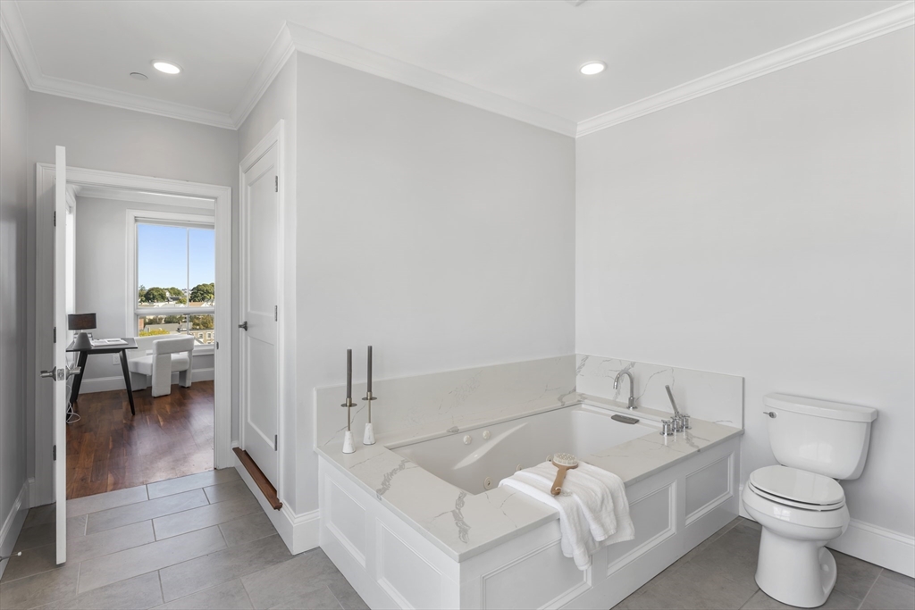 87 Medford St Unit: 504