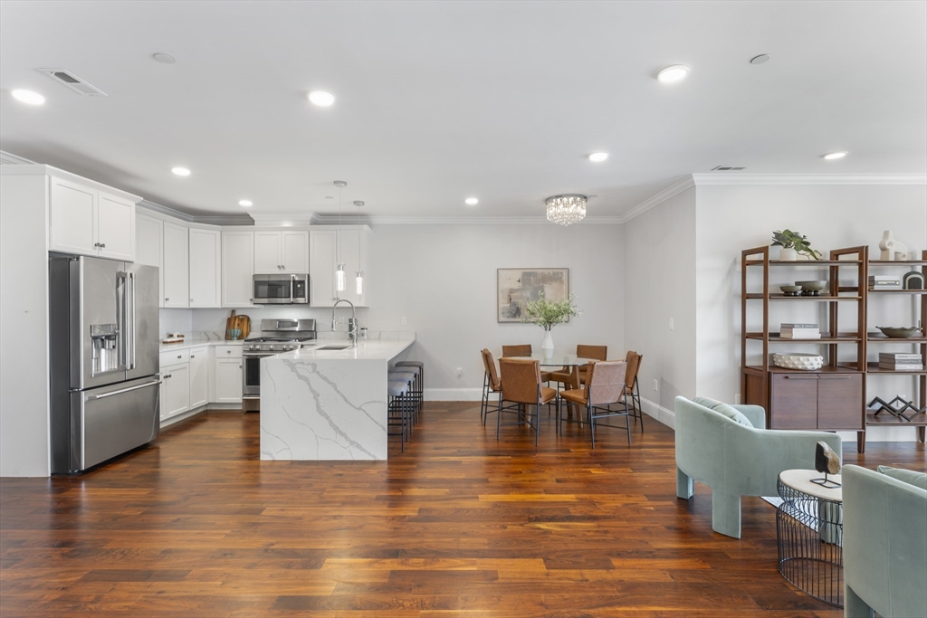 87 Medford St Unit: 504