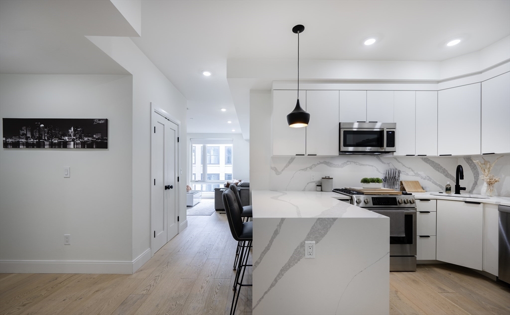 101 Condor St # A Unit: 301 A