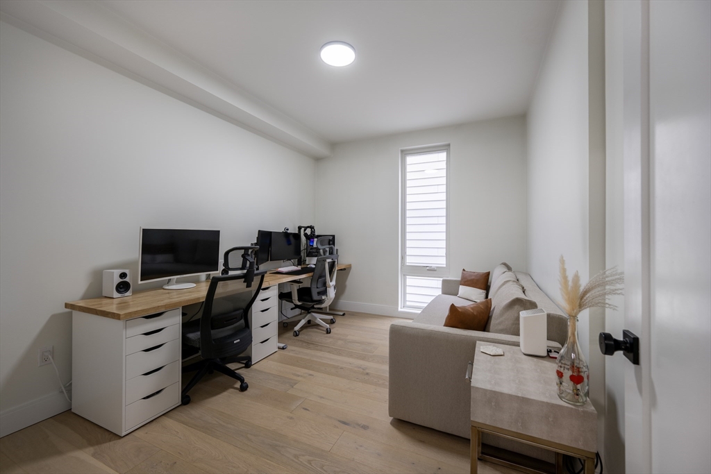 101 Condor St # A Unit: 301 A