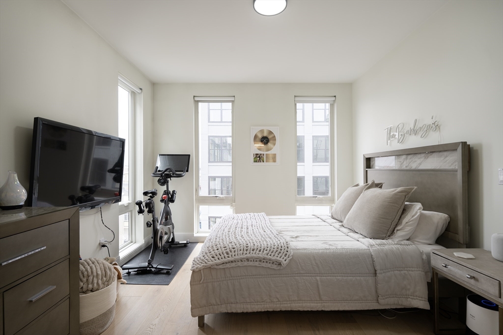 101 Condor St # A Unit: 301 A