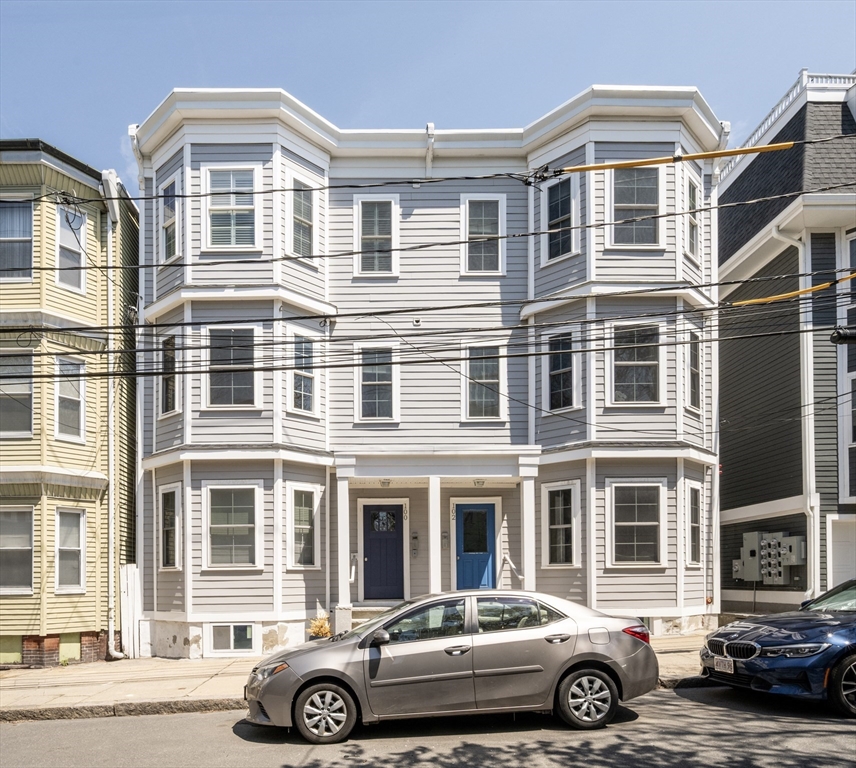 100 Webster St # 3