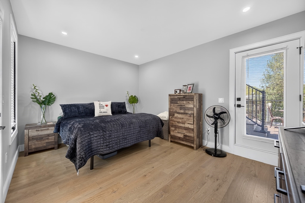 82 Moore St # 5