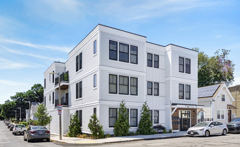 82 Moore St # 5