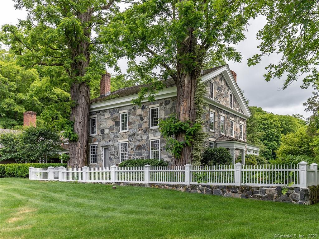 27 Macedonia Brook Road