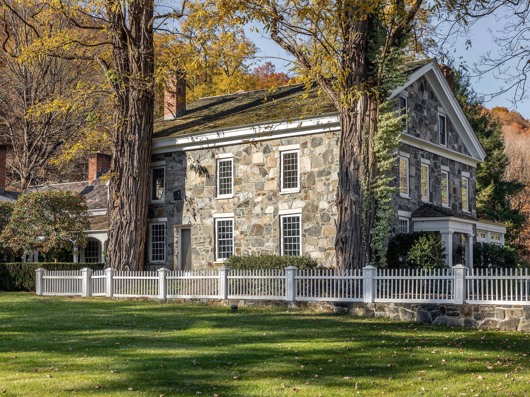 27 Macedonia Brook Road