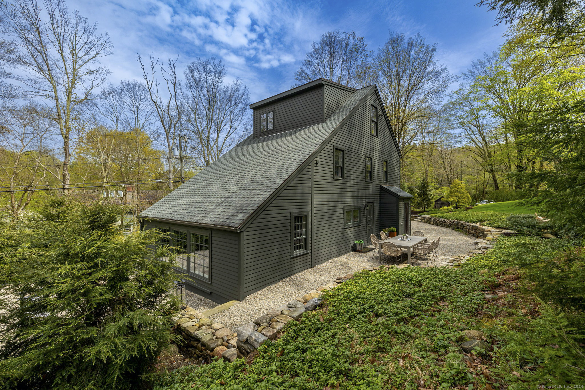 6 Mill Road
