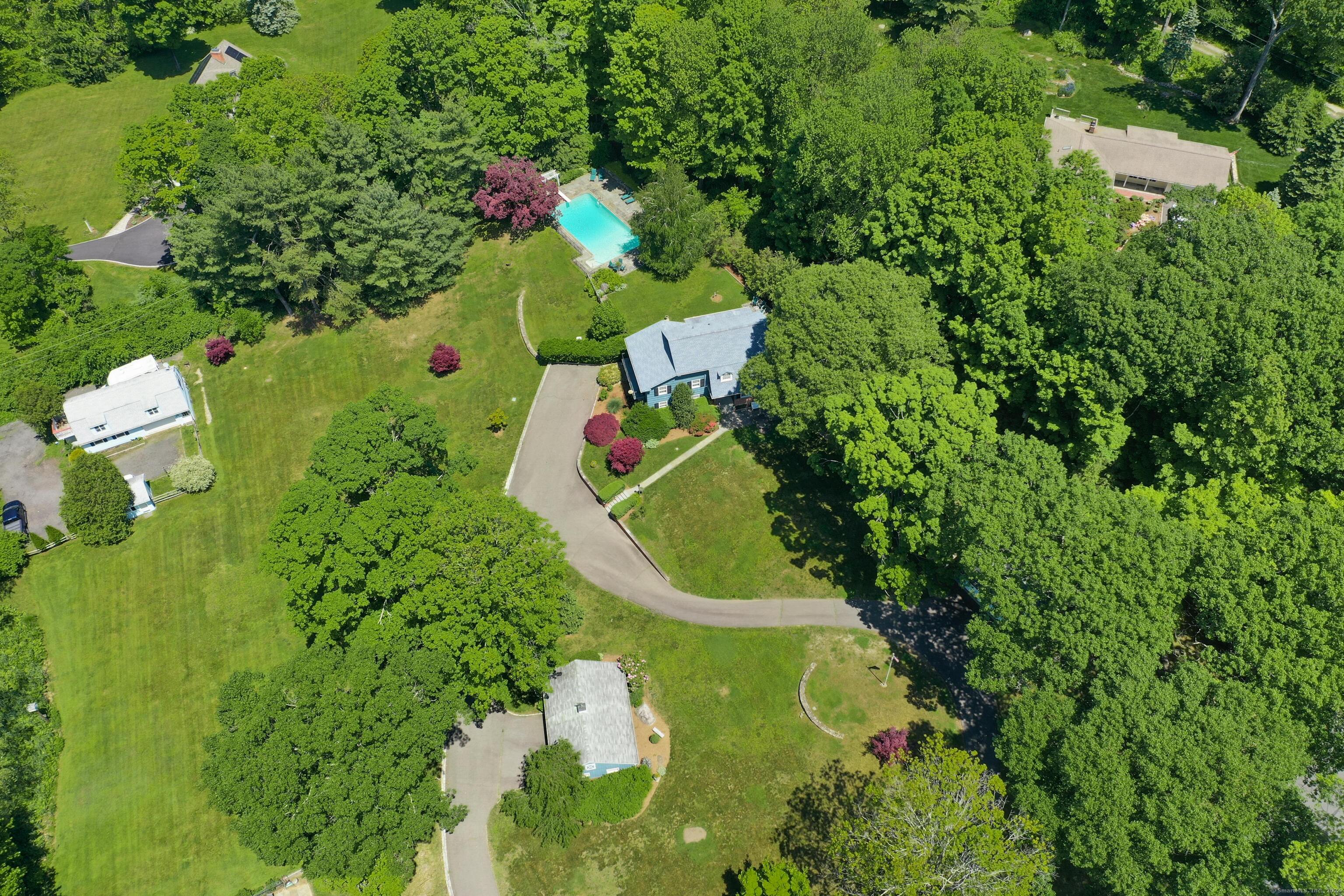 9 Deacon Abbott Road