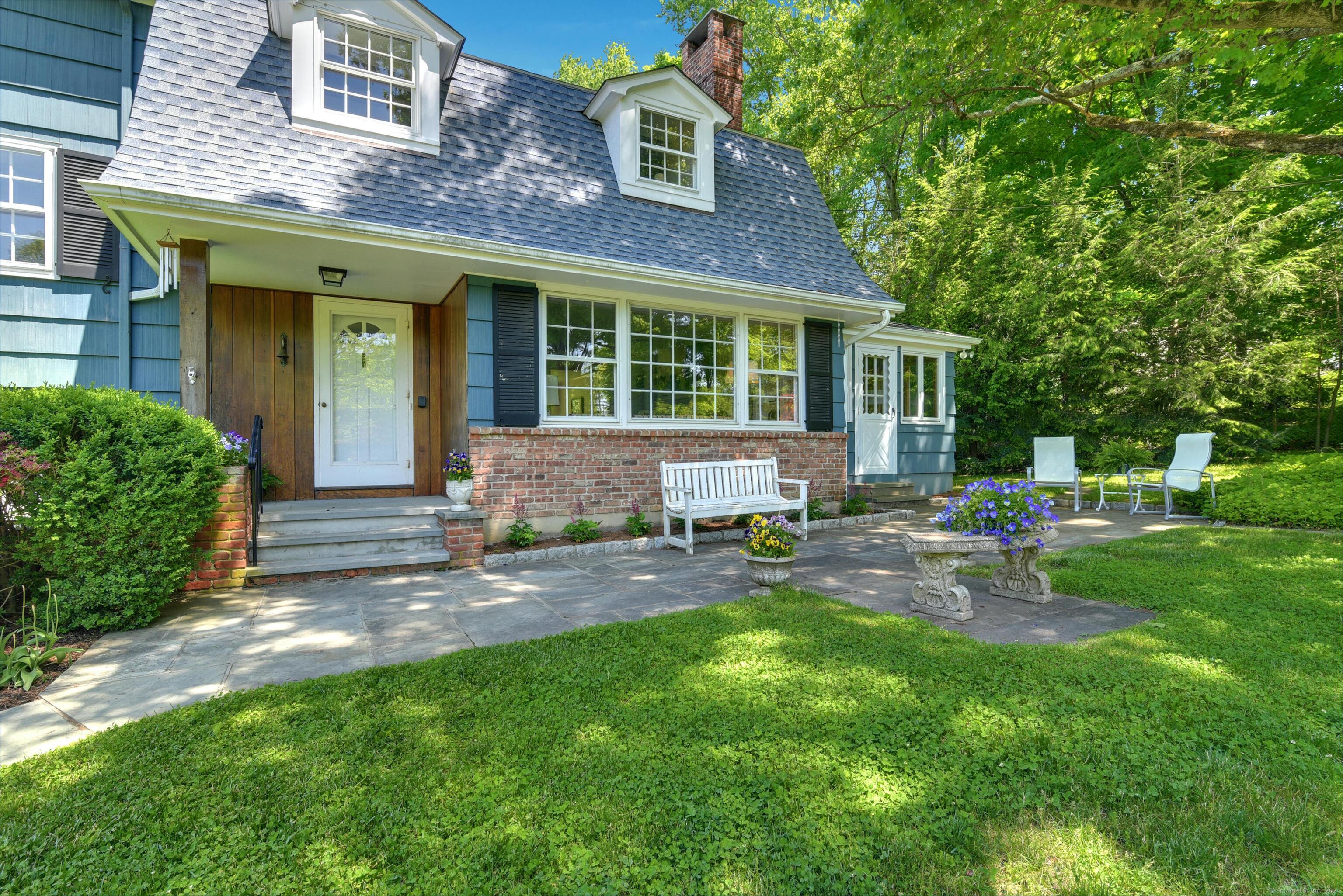 9 Deacon Abbott Road