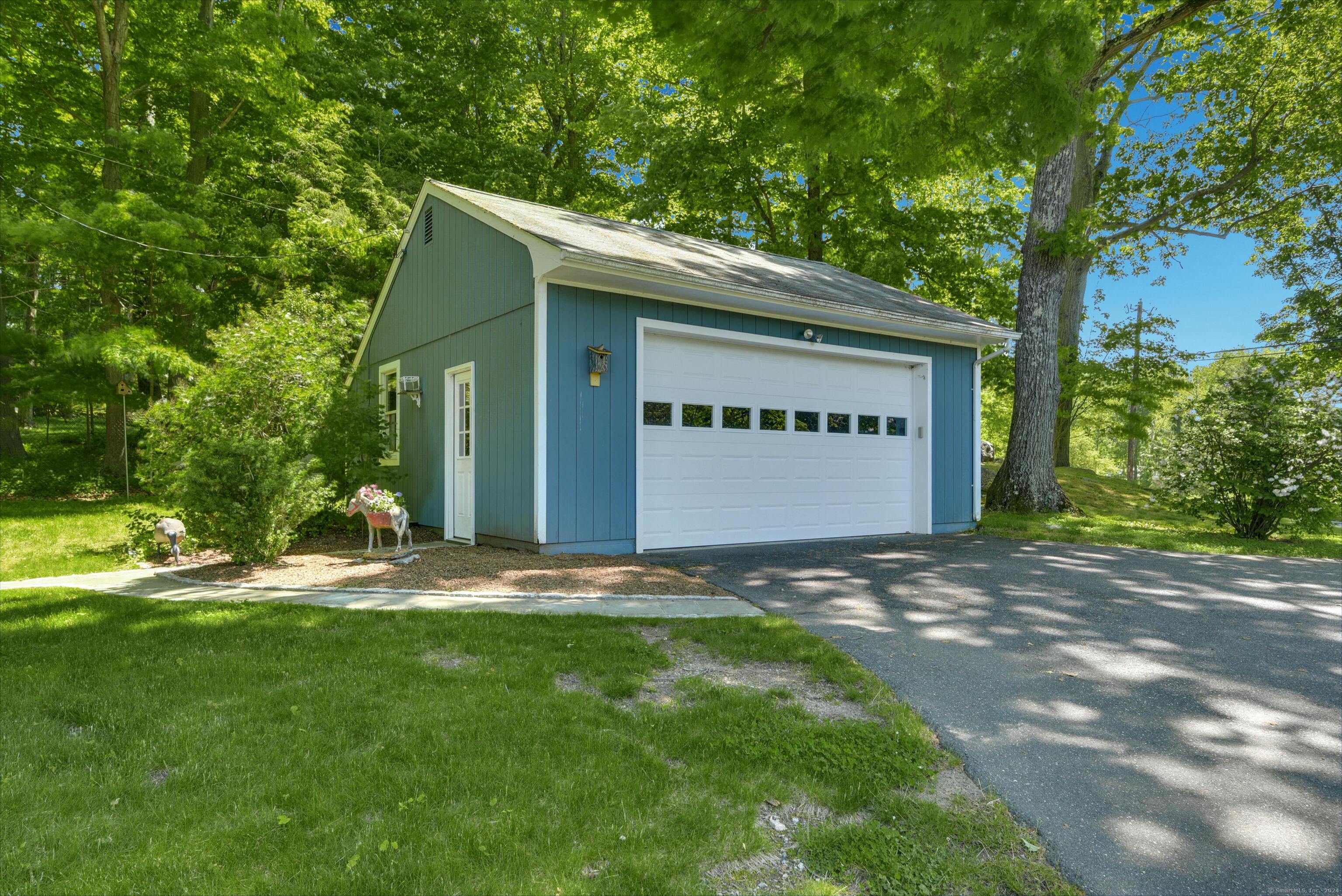 9 Deacon Abbott Road
