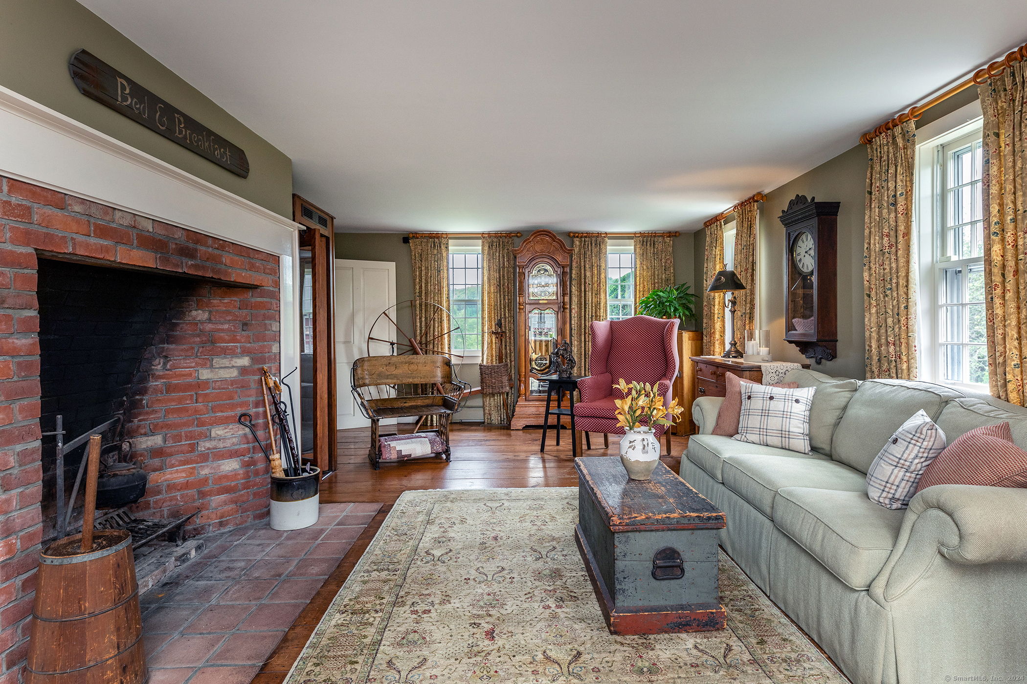 8 Edmonds Road