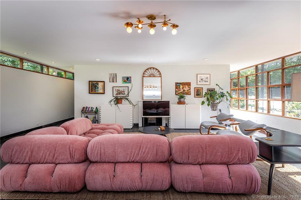 195 Painter Hill Road