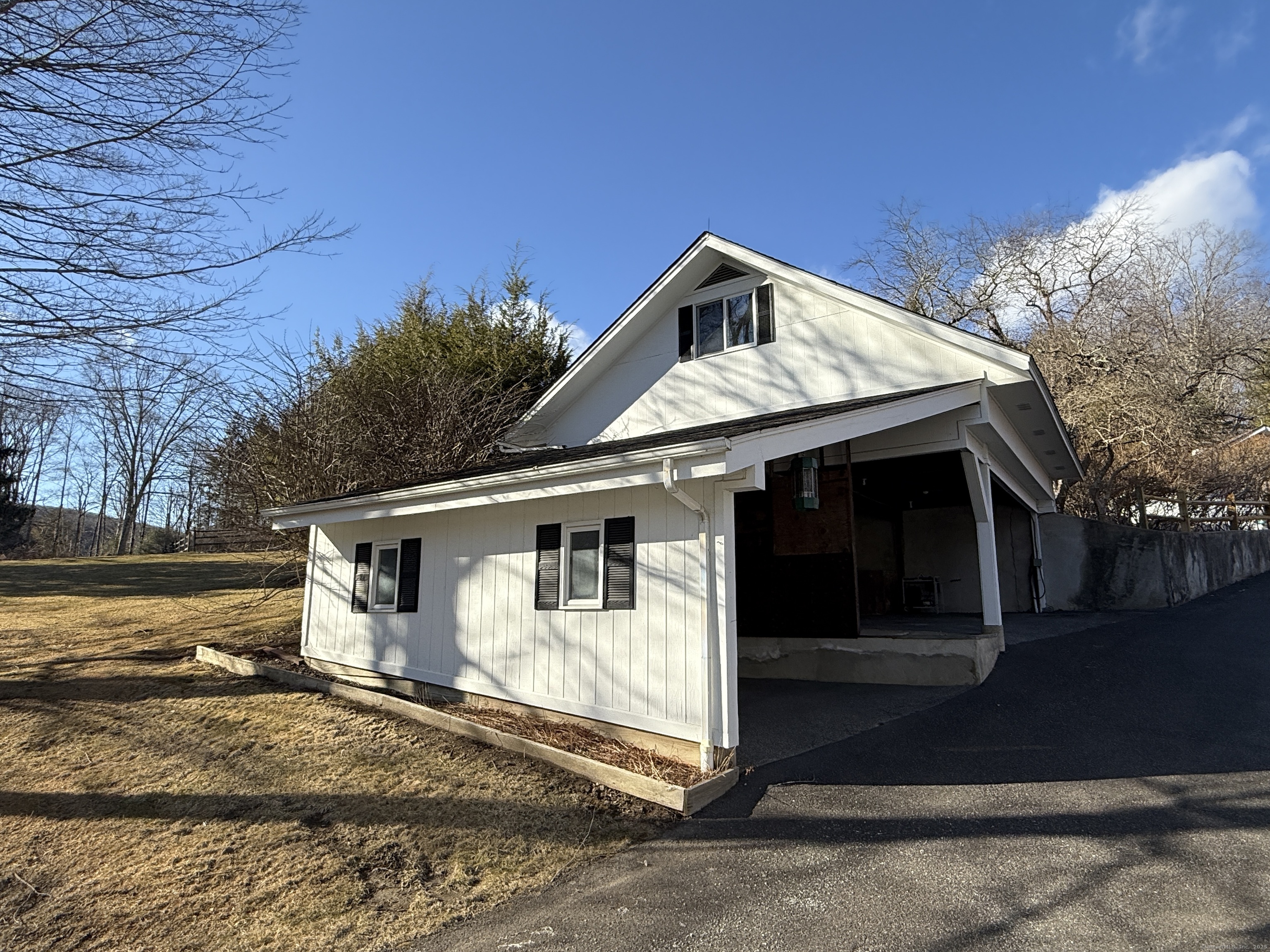 195 West Cornwall Road