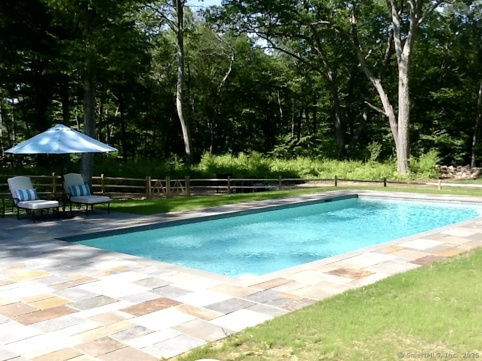 22 Oakridge Road