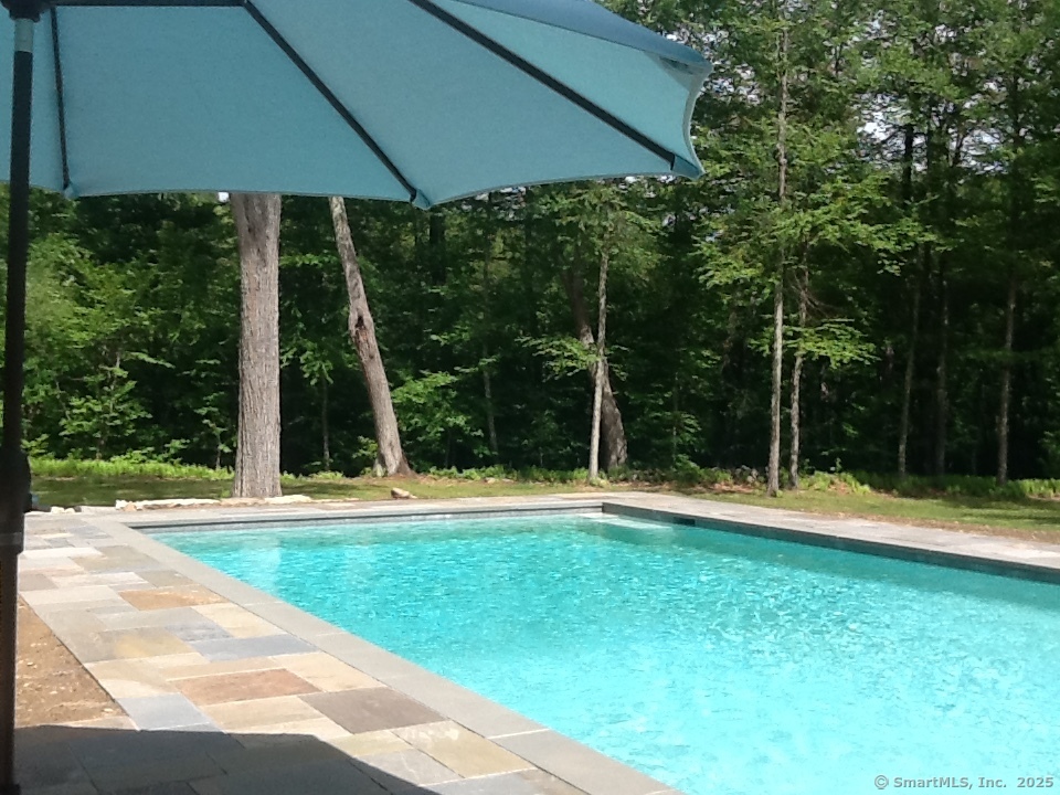 22 Oakridge Road