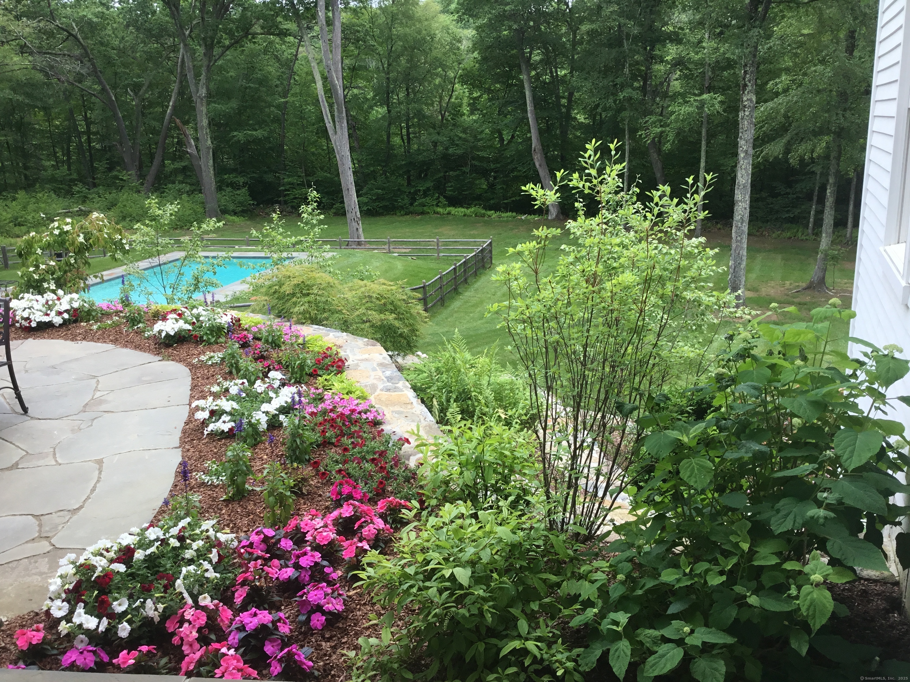 22 Oakridge Road
