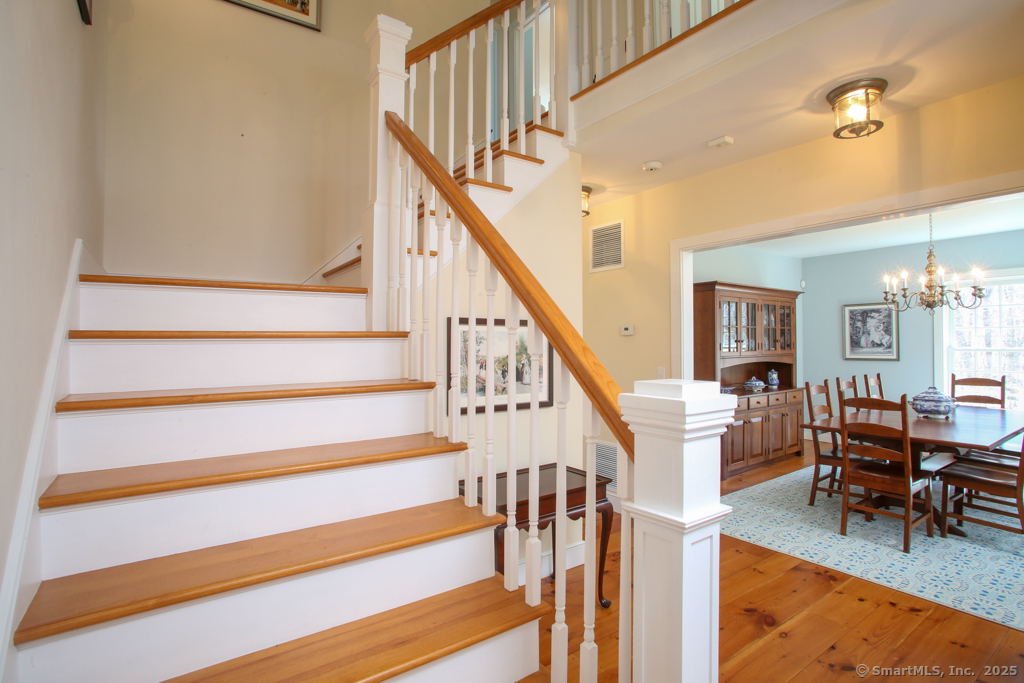 22 Oakridge Road