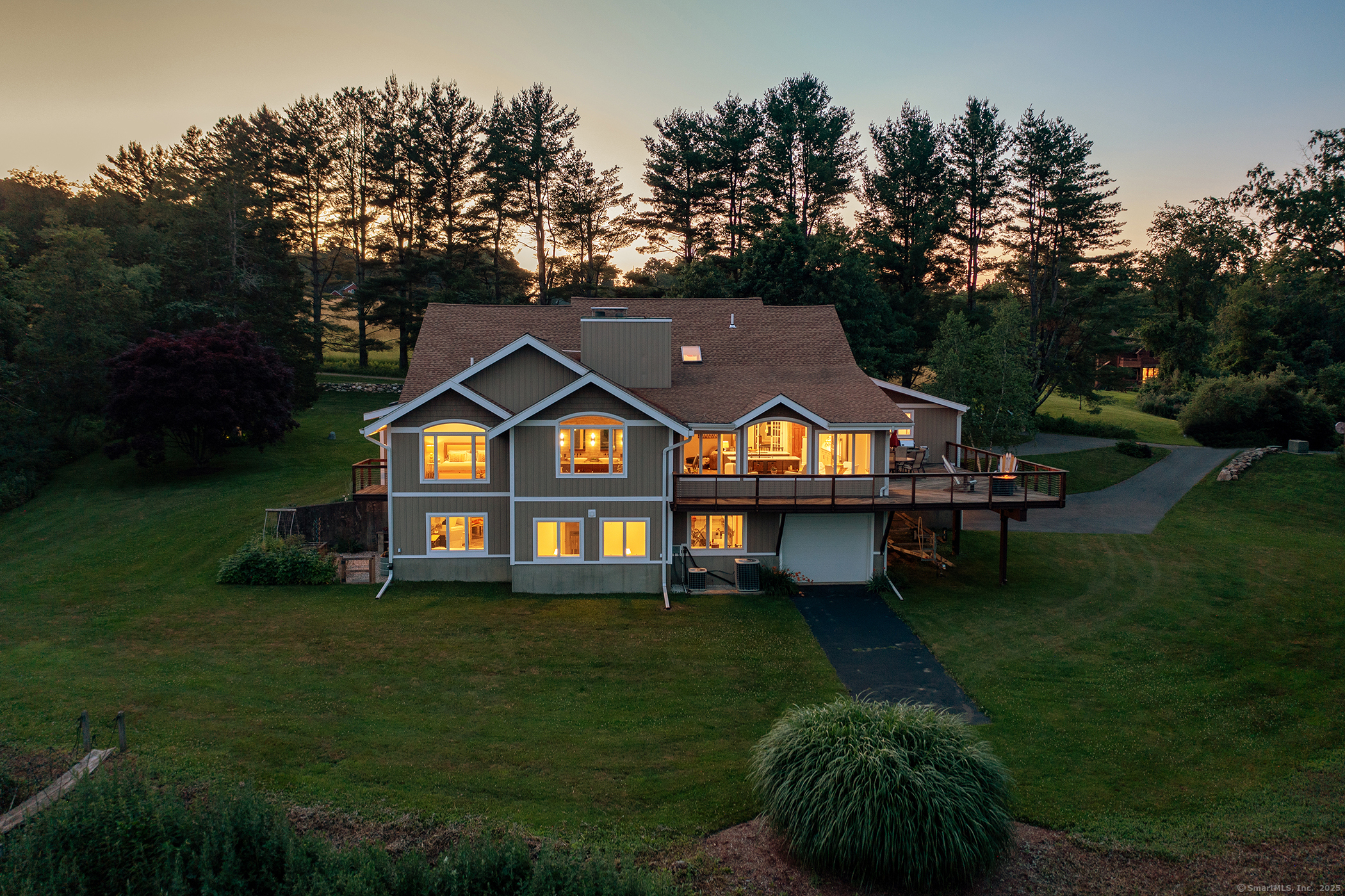 1 Cloverleaf Farm South