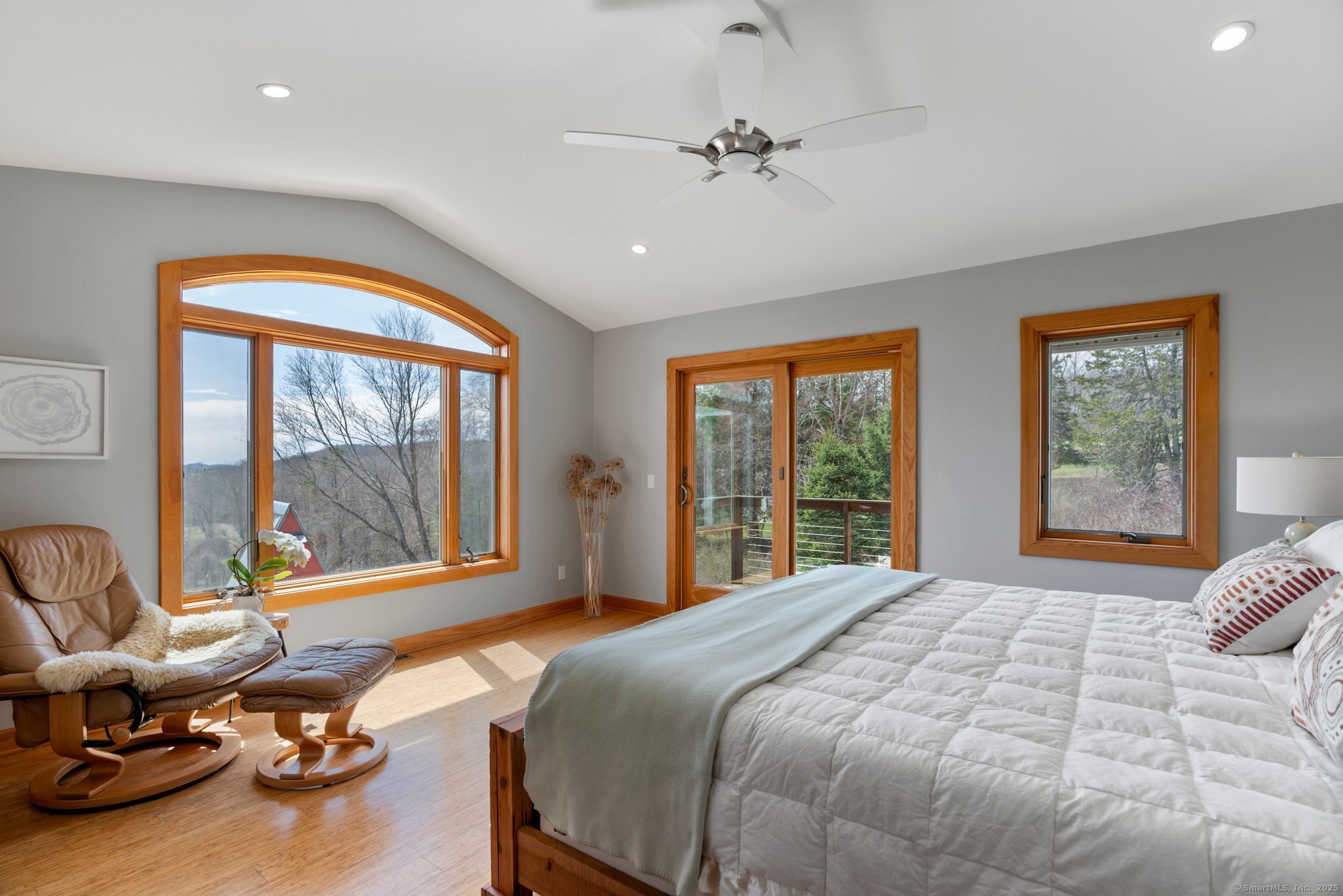 1 Cloverleaf Farm South