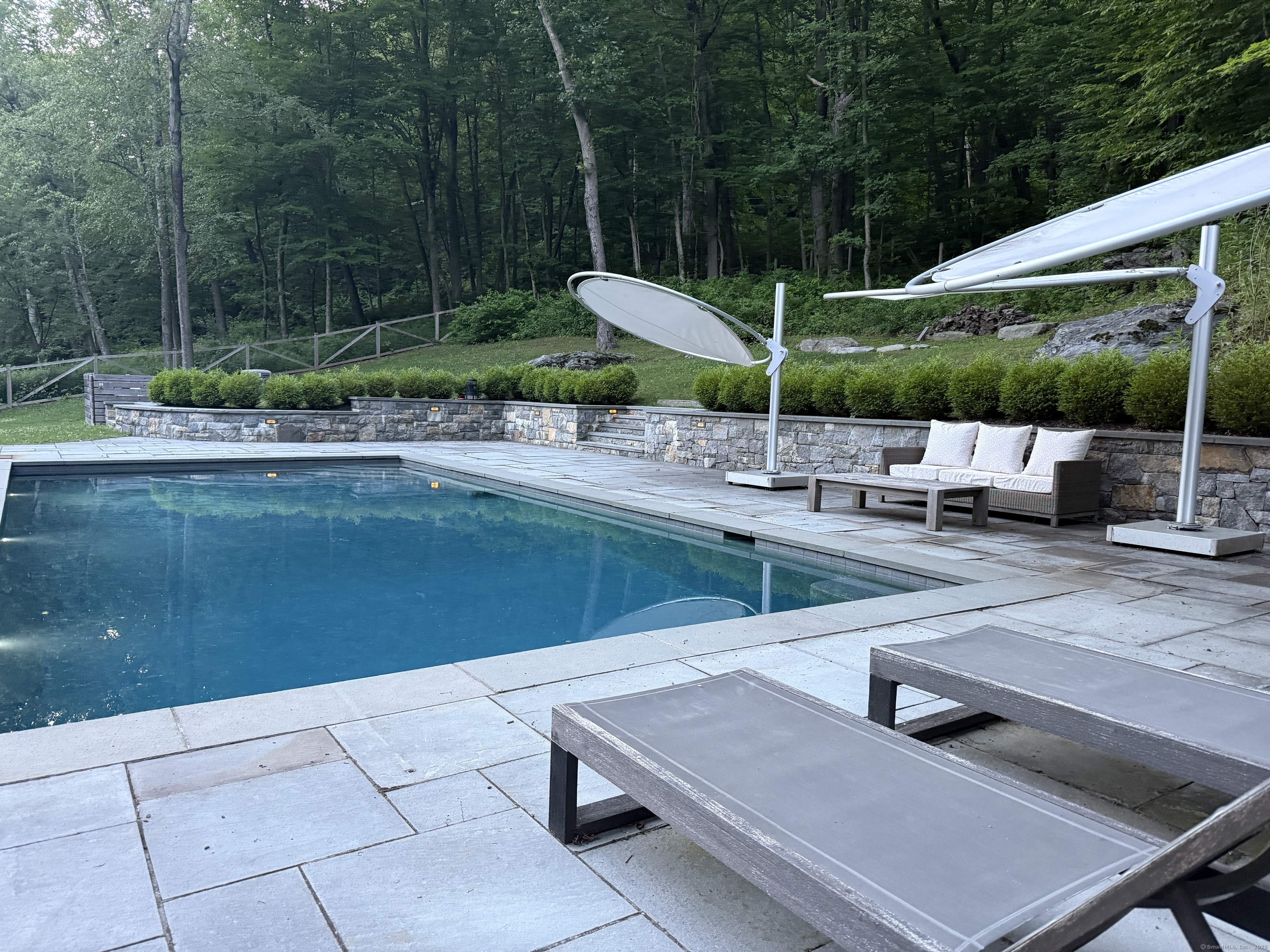 9 Overlook Drive