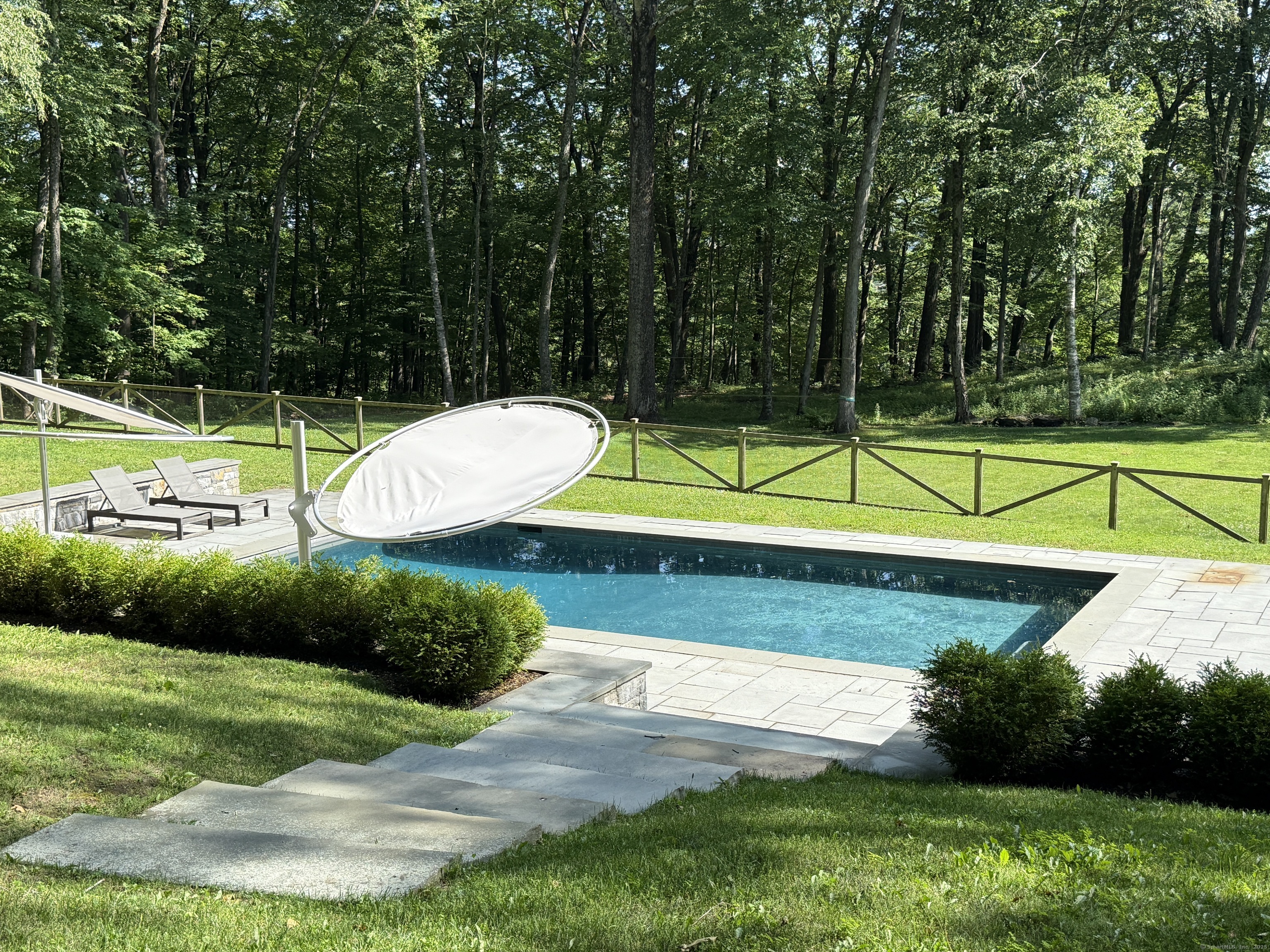 9 Overlook Drive