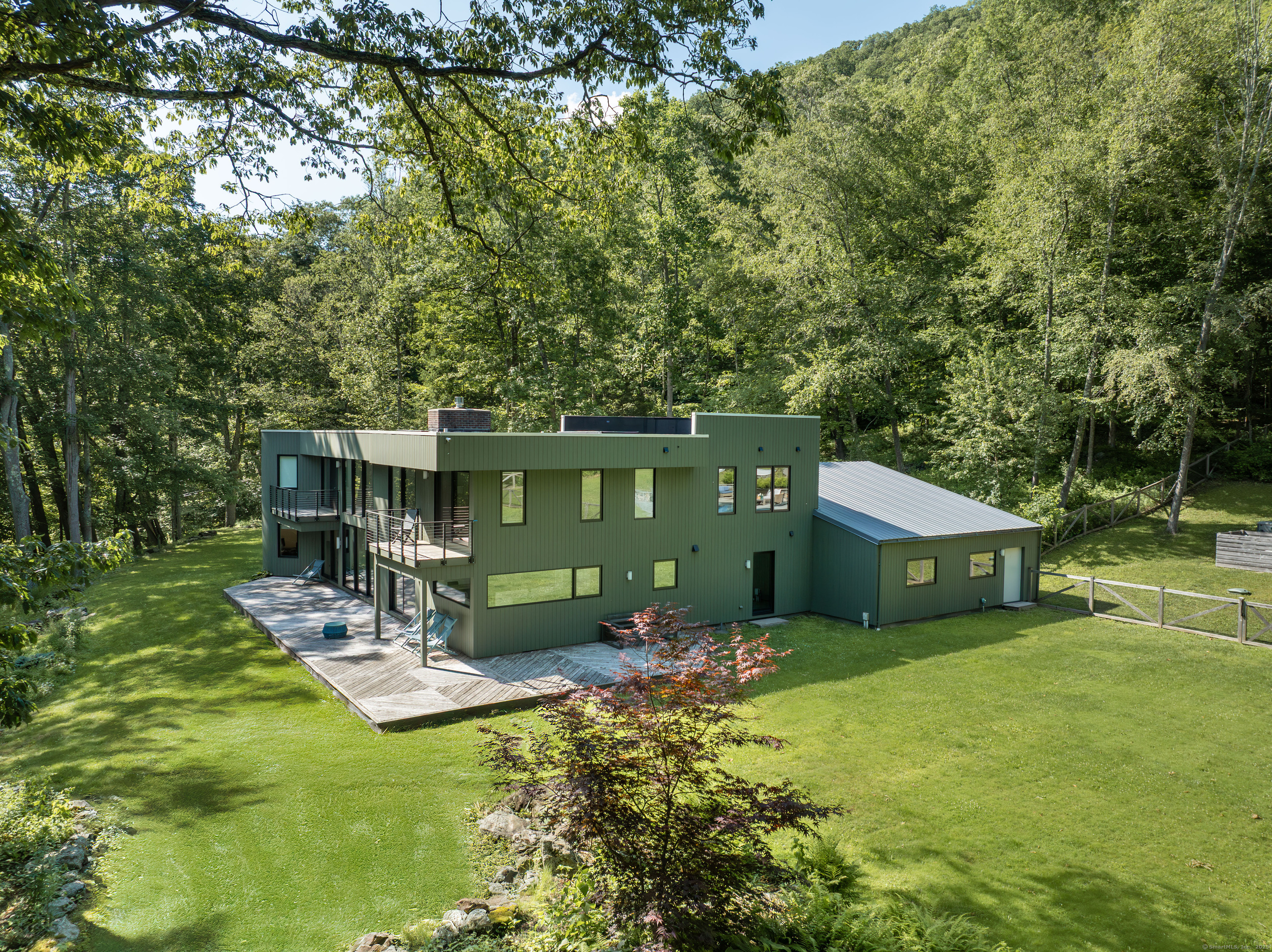 9 Overlook Drive