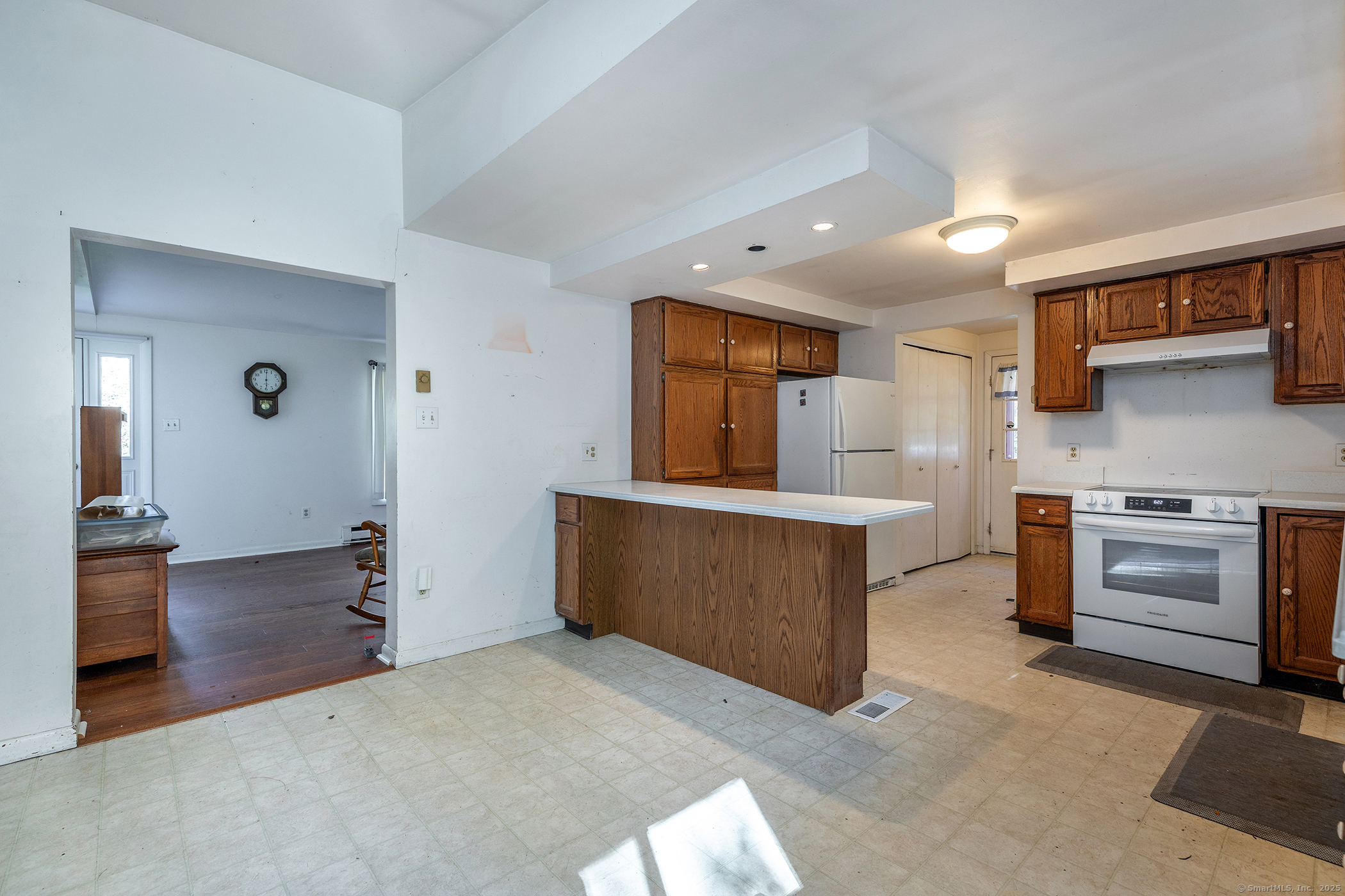 147 Litchfield Turnpike