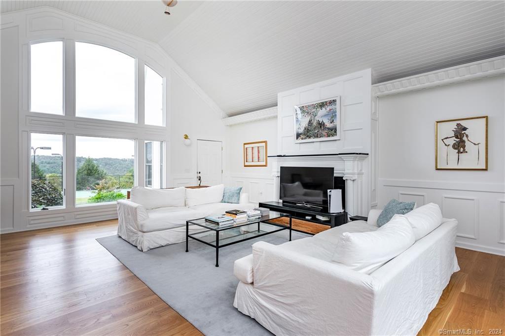 28 Leavenworth Road