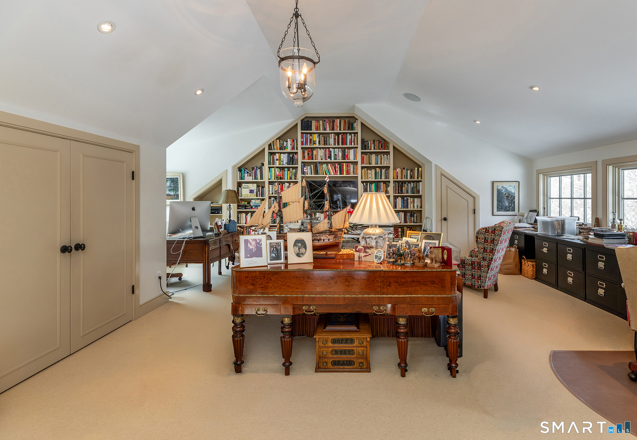 2 Great Elm Drive