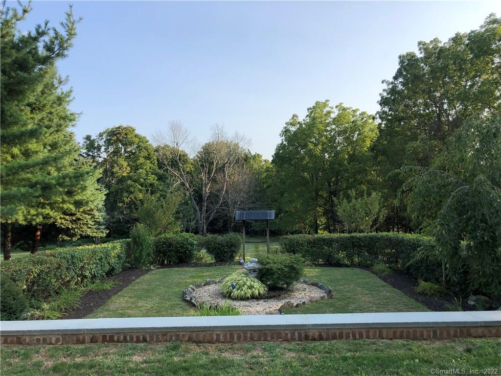 31 Hilltop Road