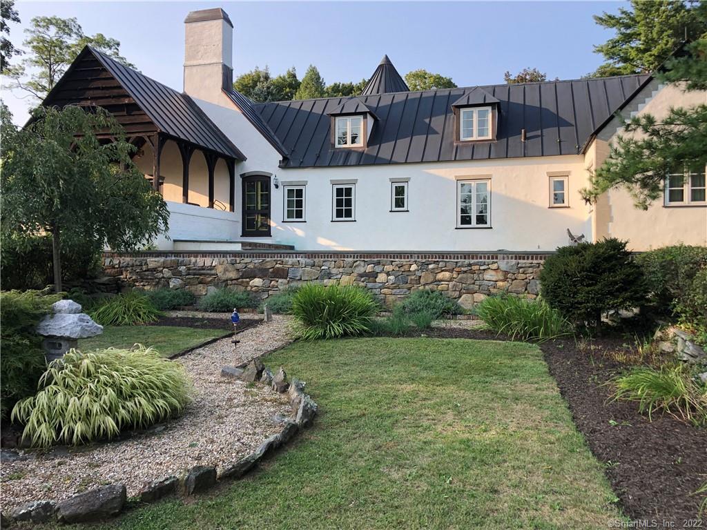 31 Hilltop Road
