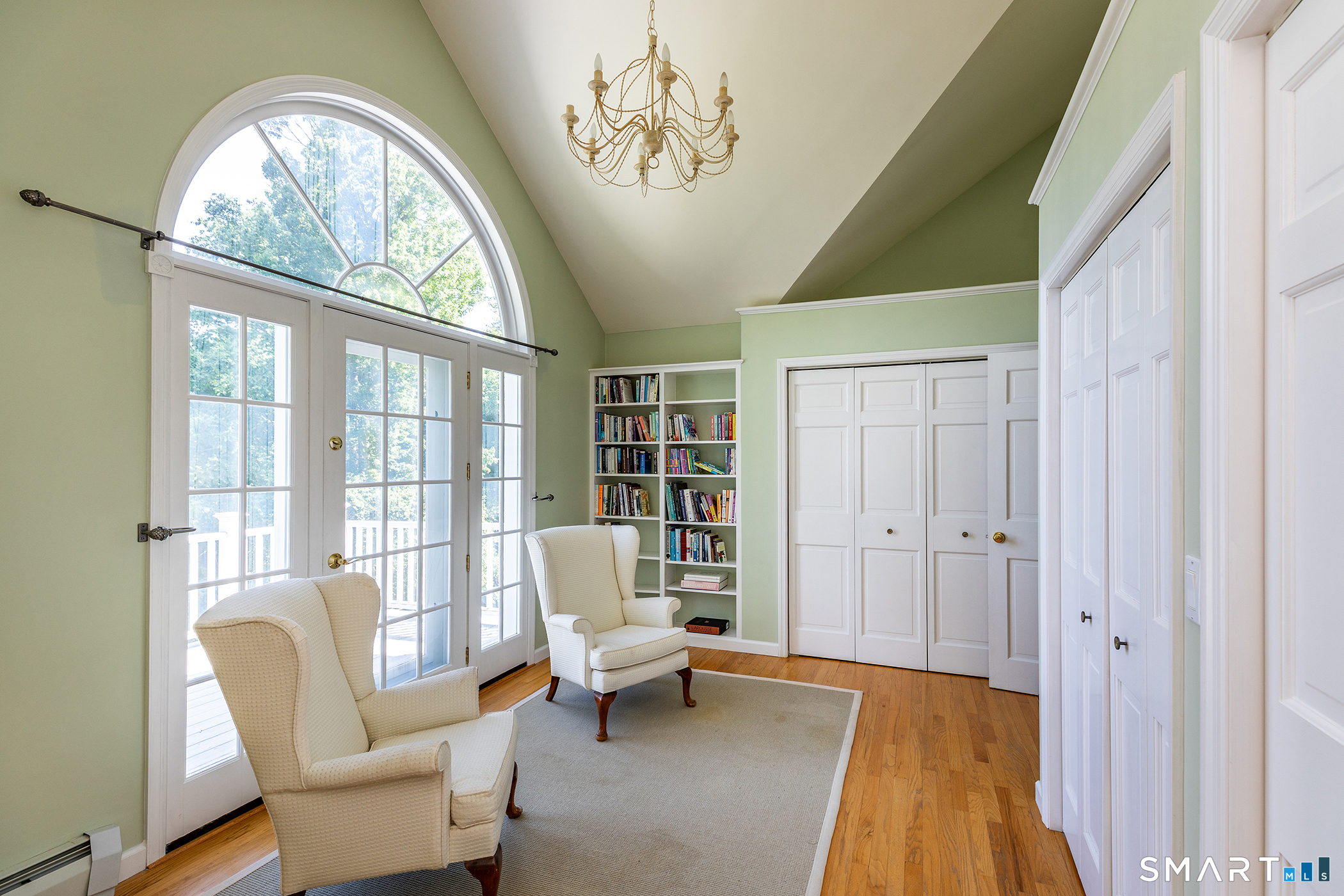 37 Woodruff Lane
