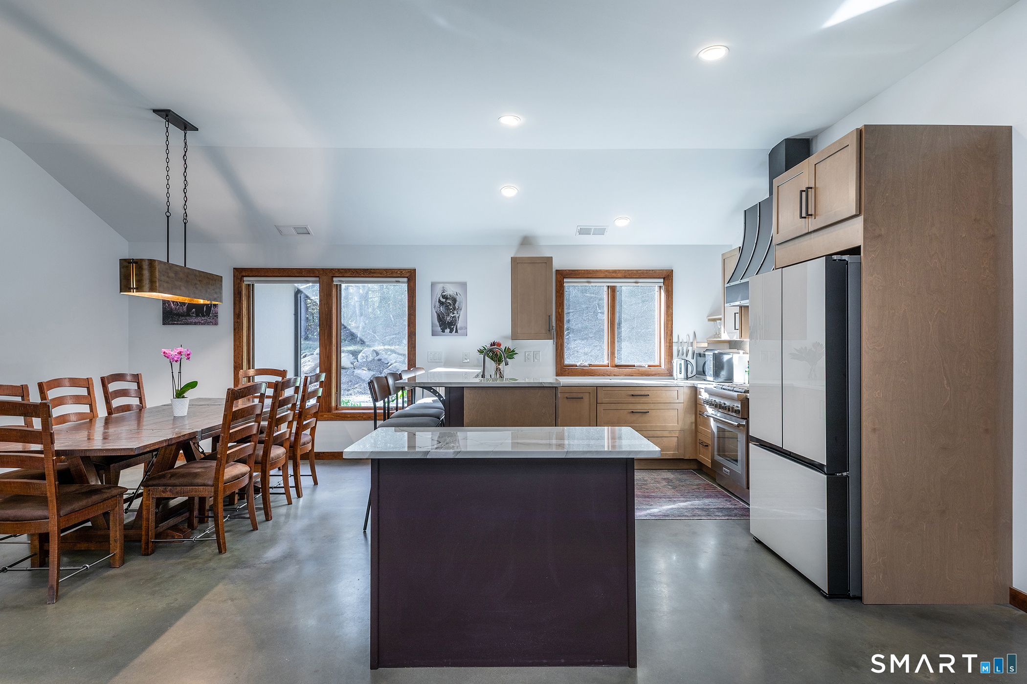6 Kubish Road