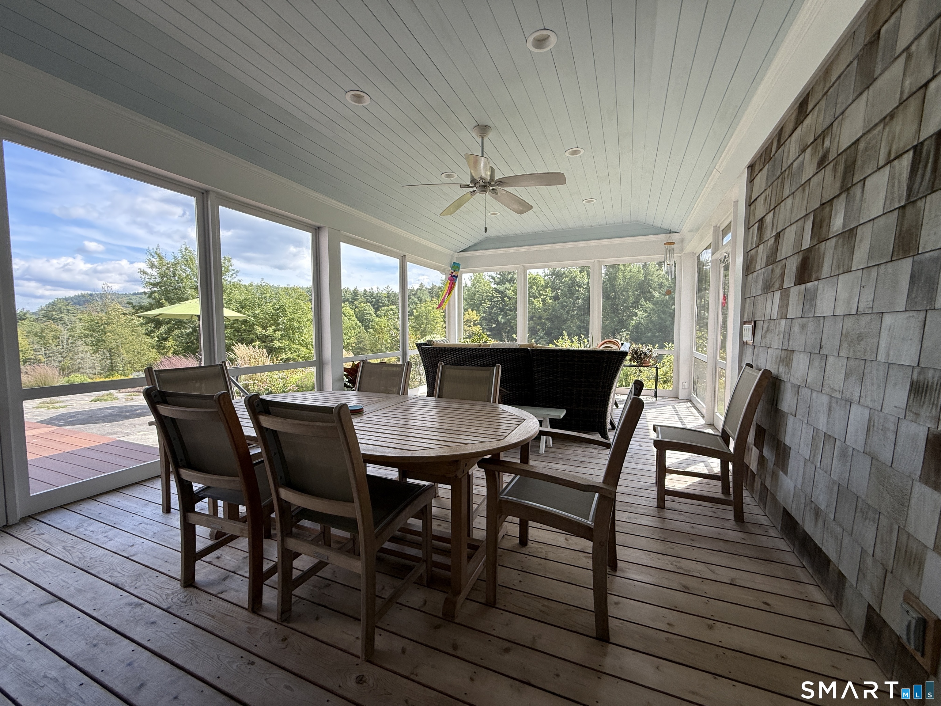 12 Red Rock Road