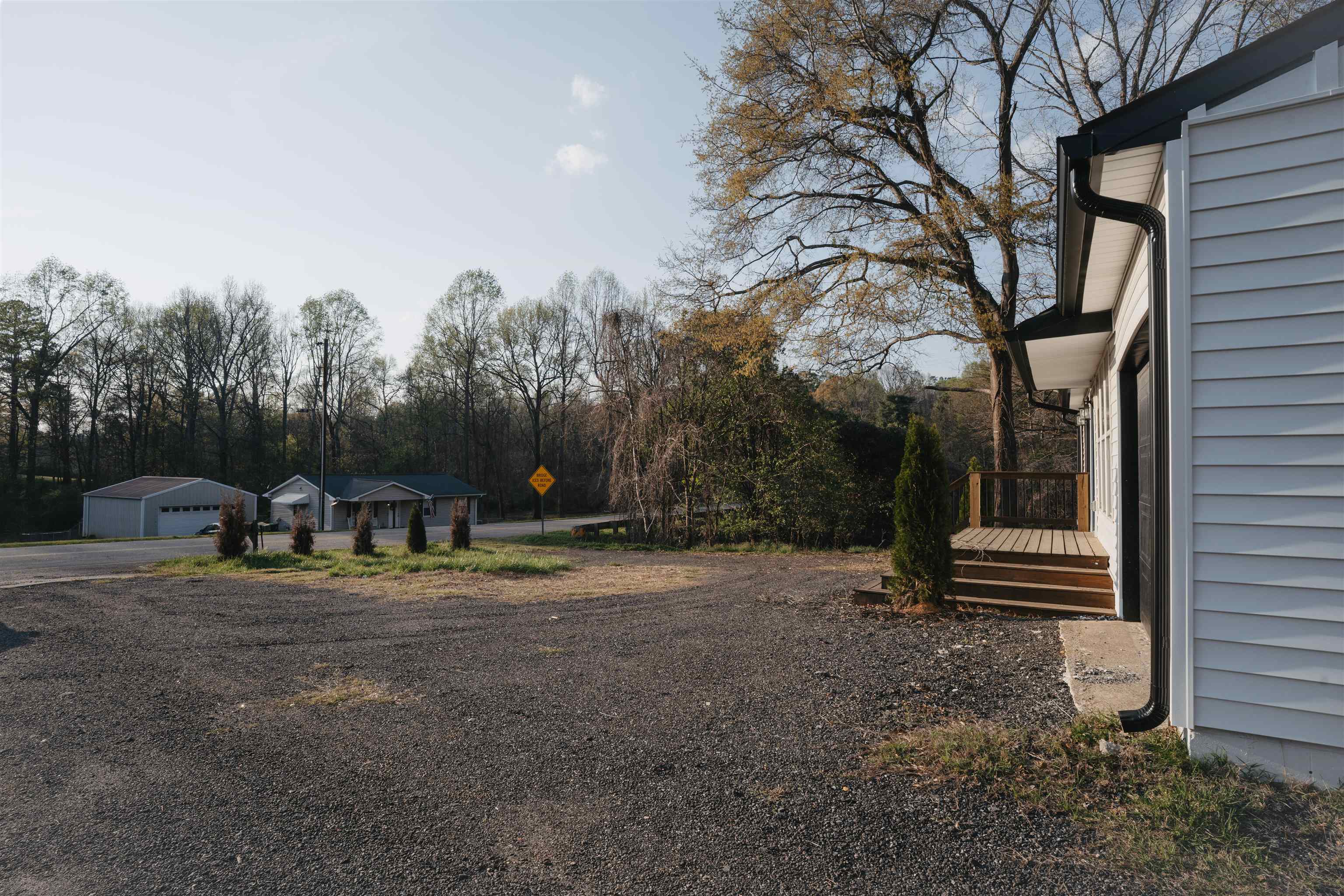 344 Bobo Road