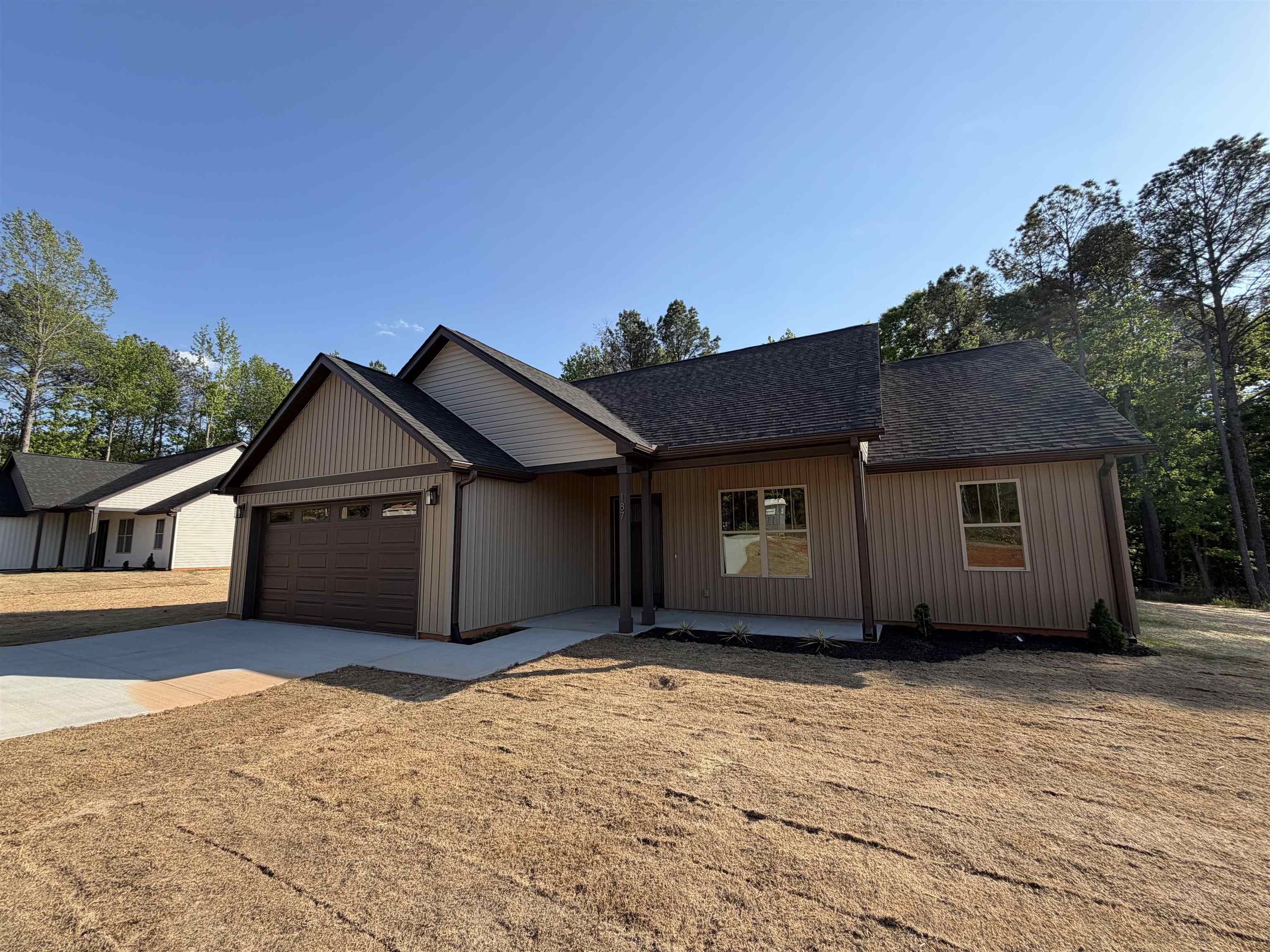 187 Susans Road