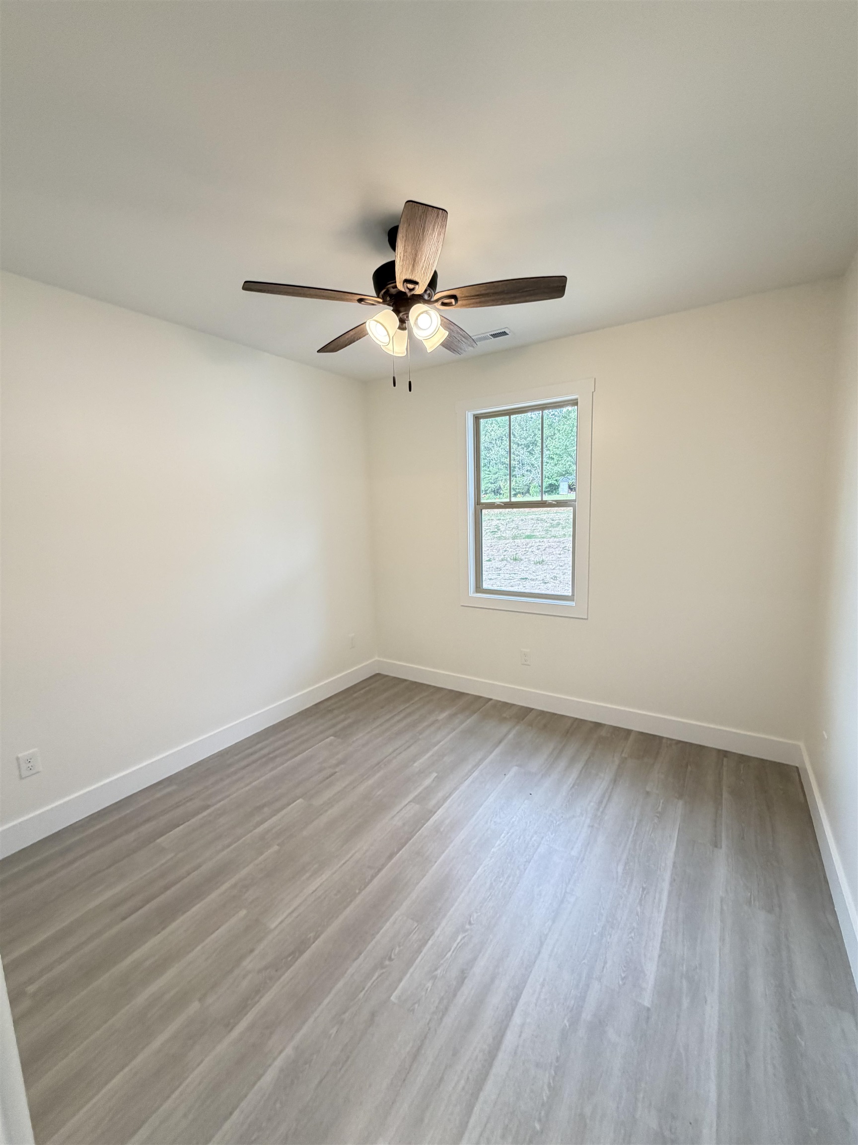 187 Susans Road