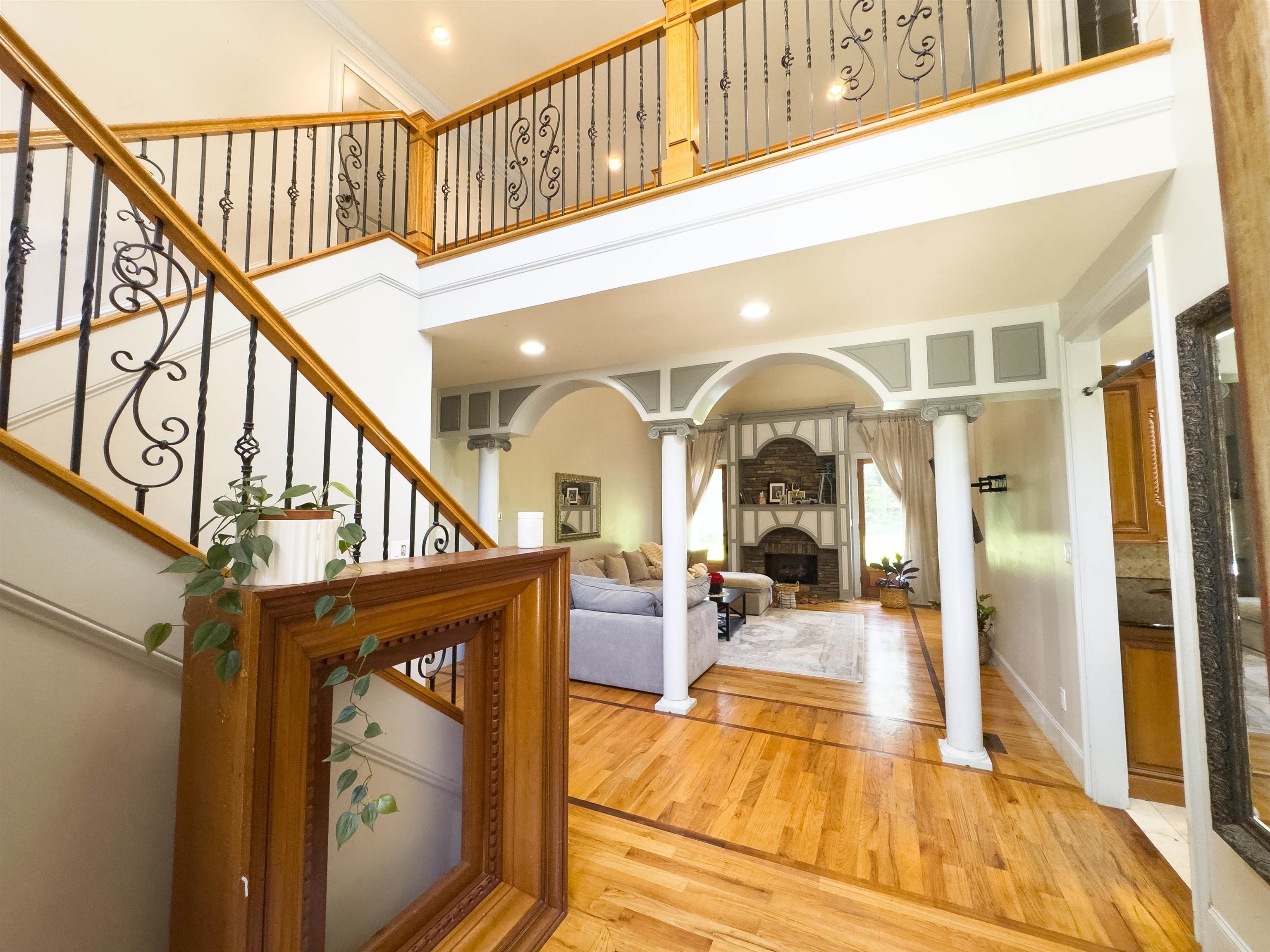 102 Point Bluff Court