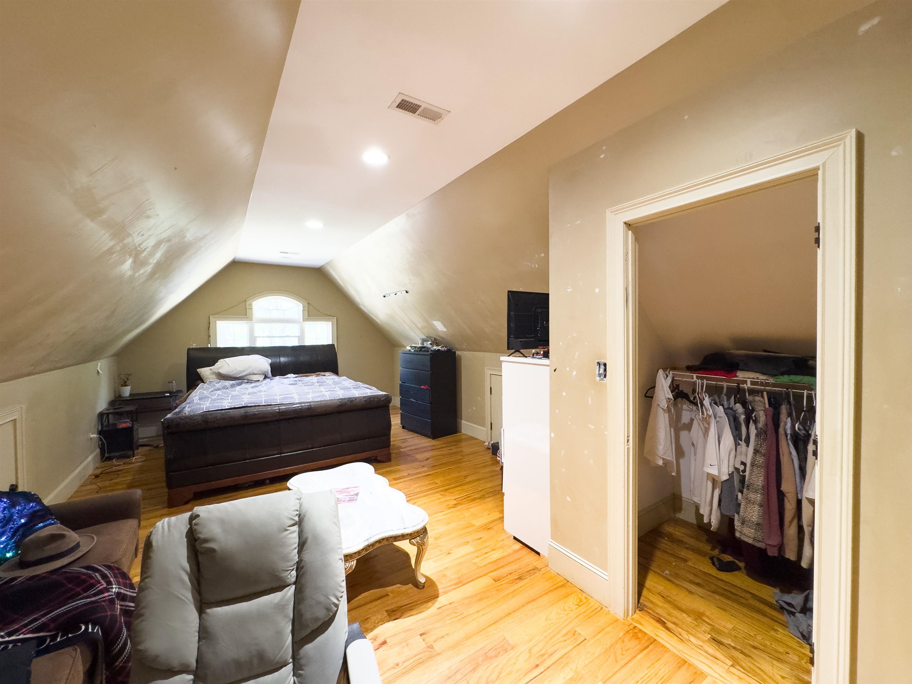 102 Point Bluff Court