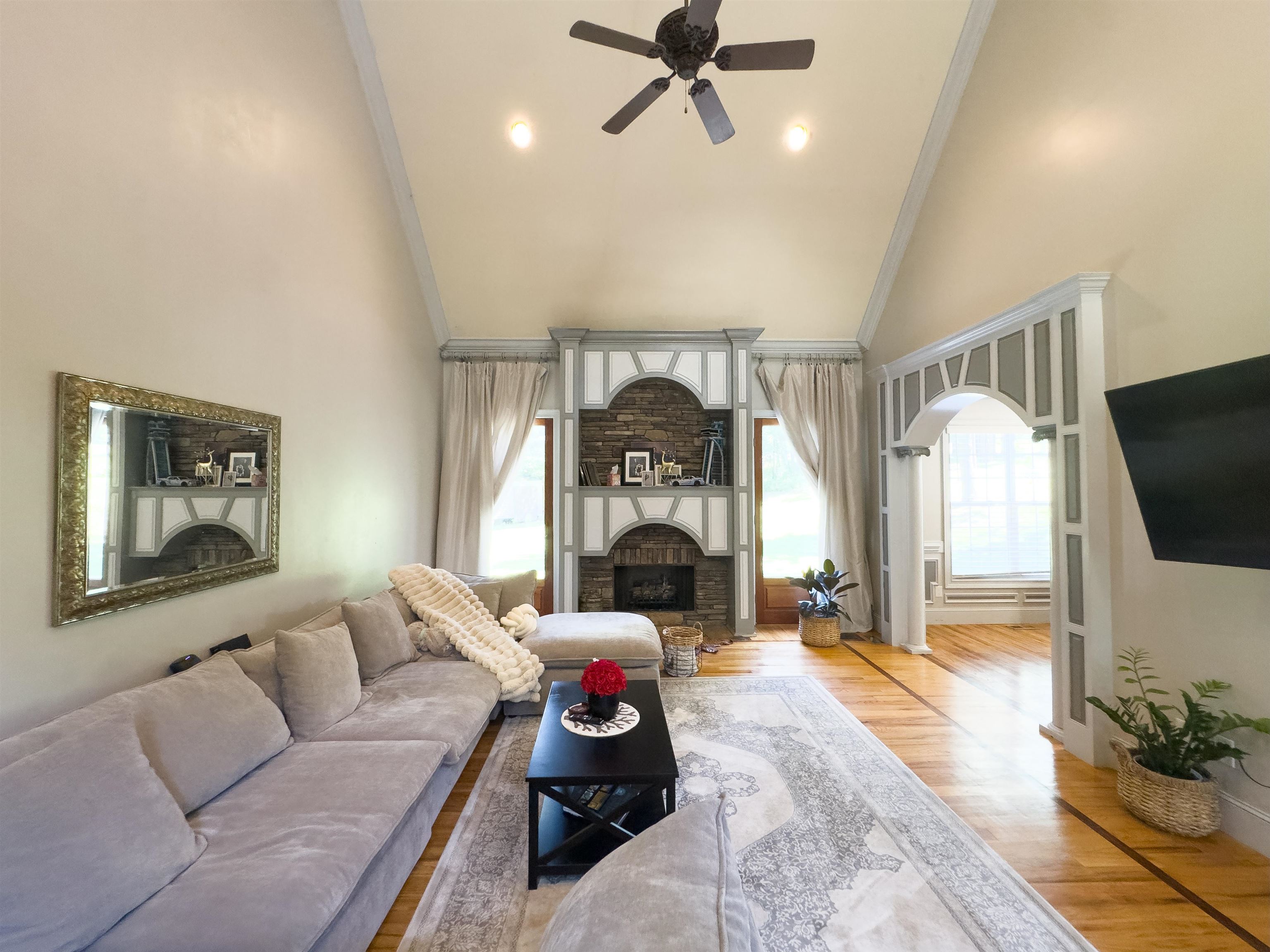 102 Point Bluff Court