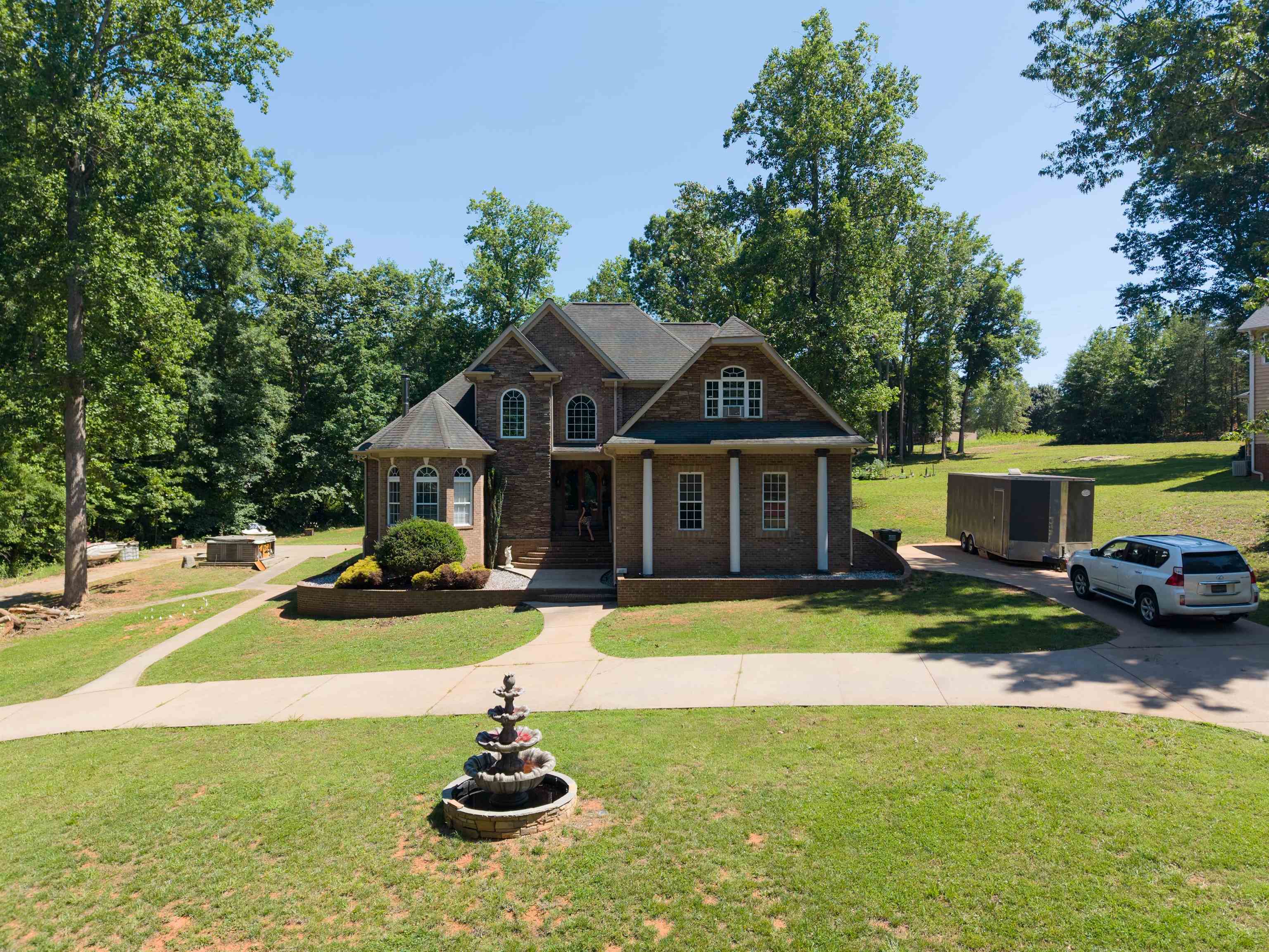 102 Point Bluff Court