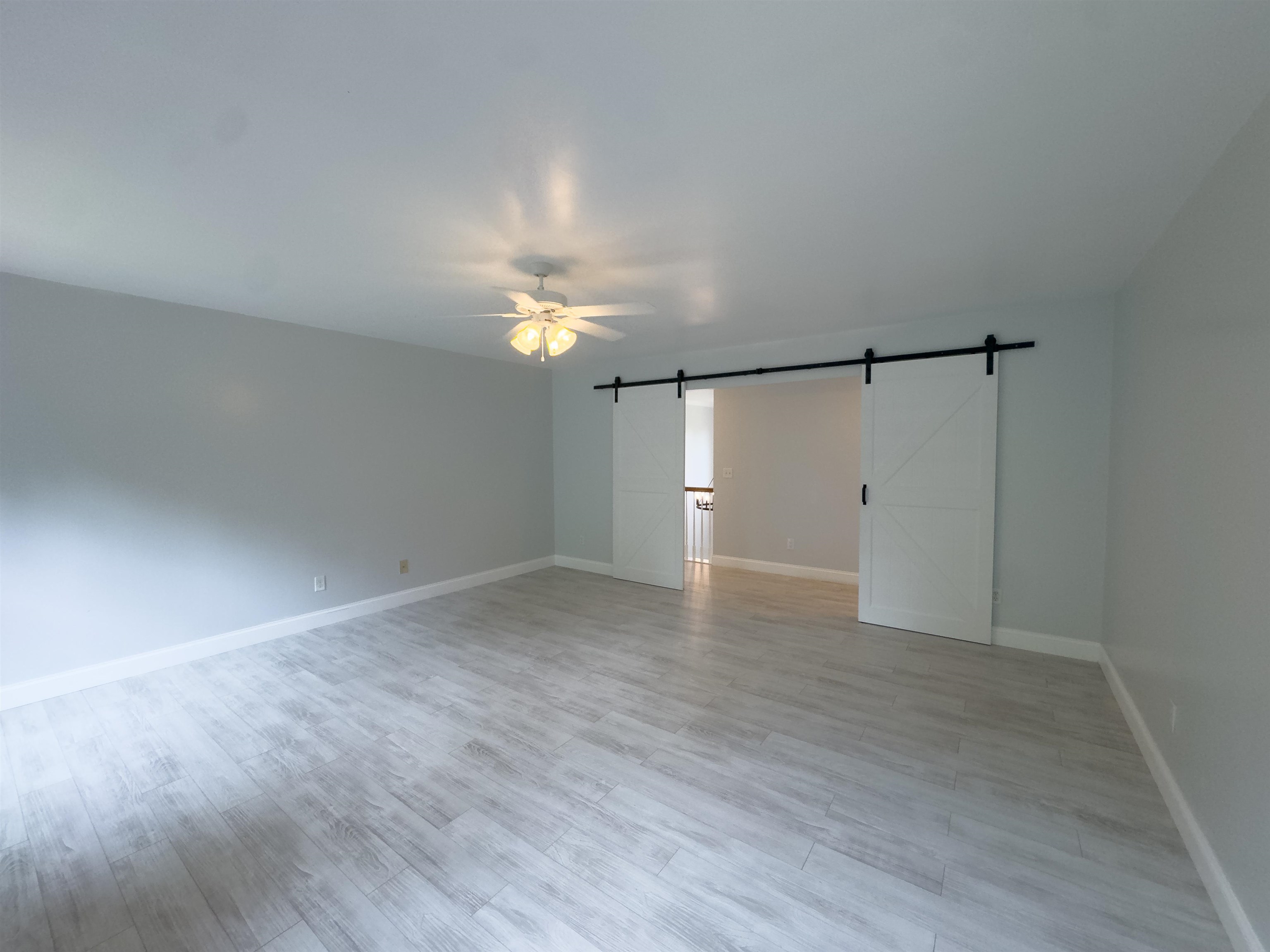 611 Pinery Lane