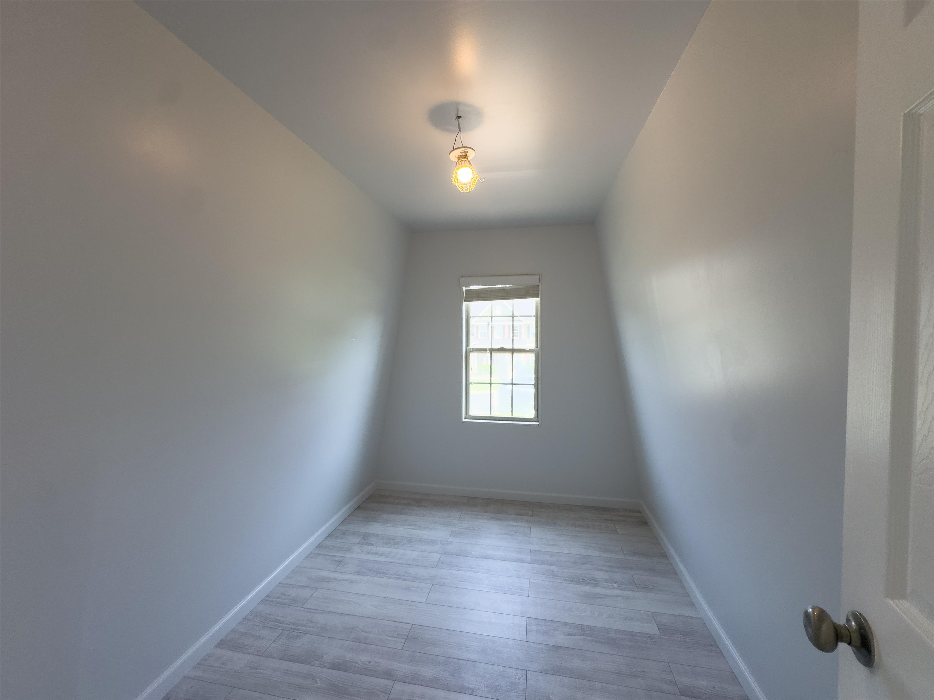 611 Pinery Lane