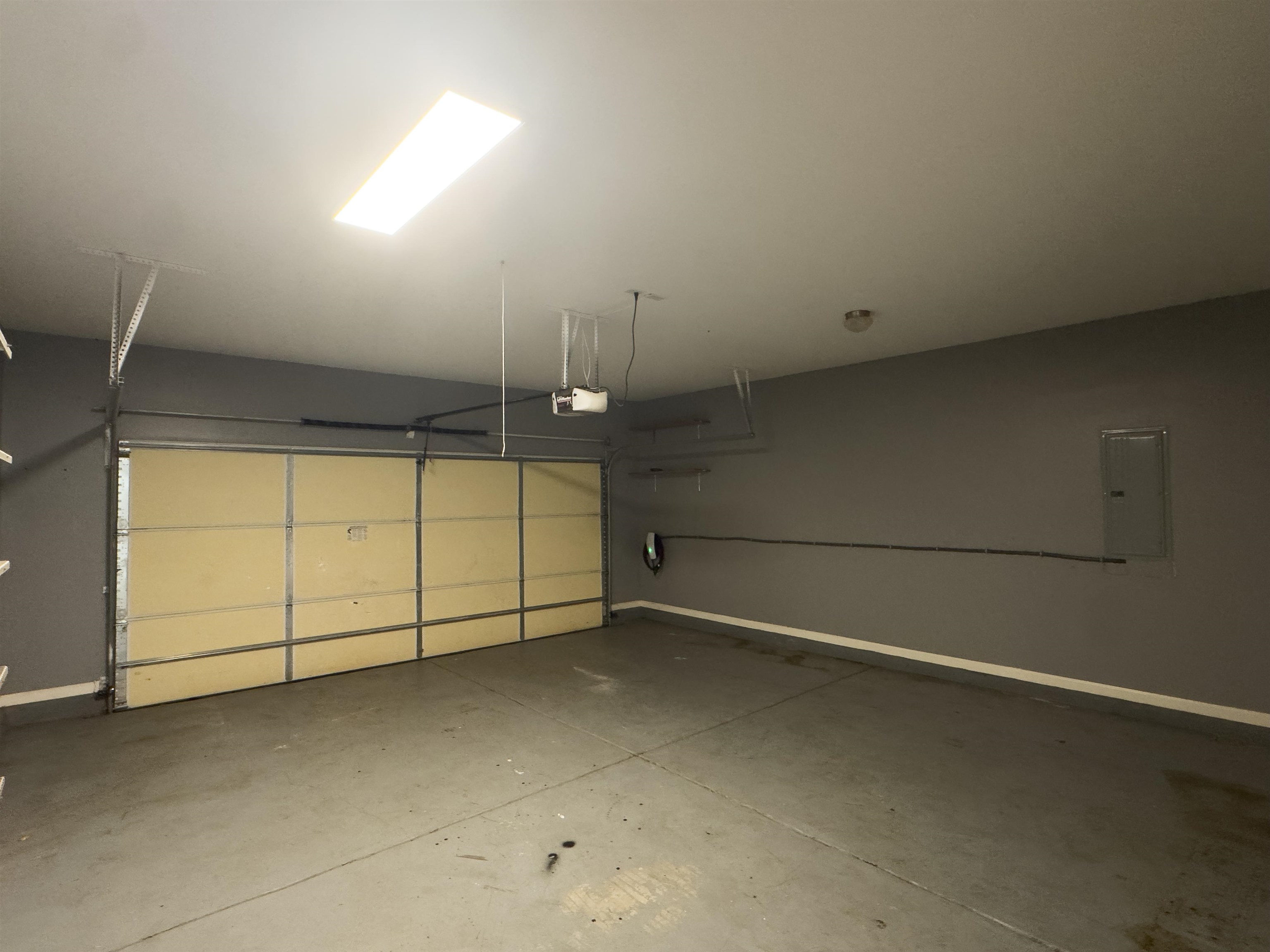 611 Pinery Lane