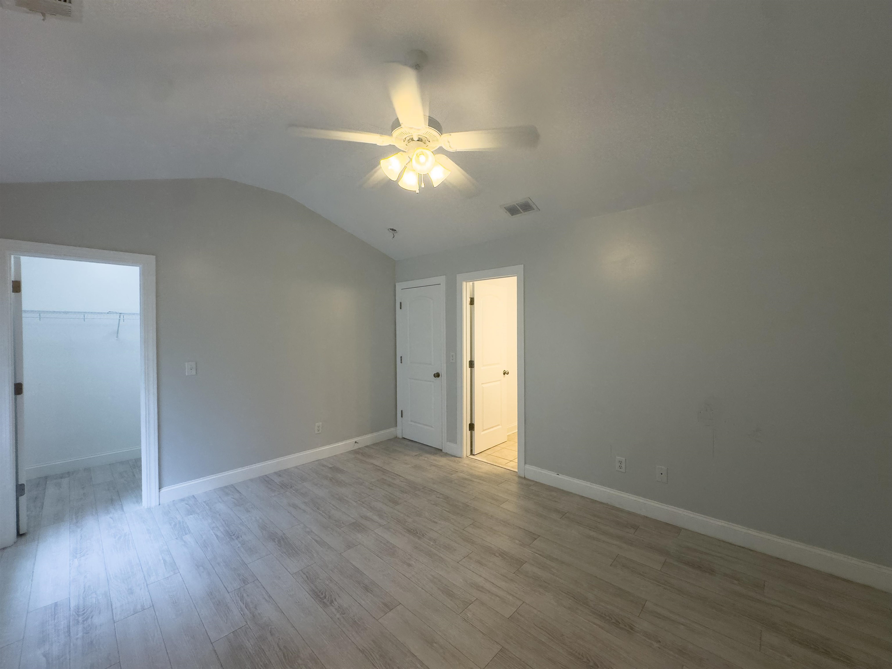 611 Pinery Lane