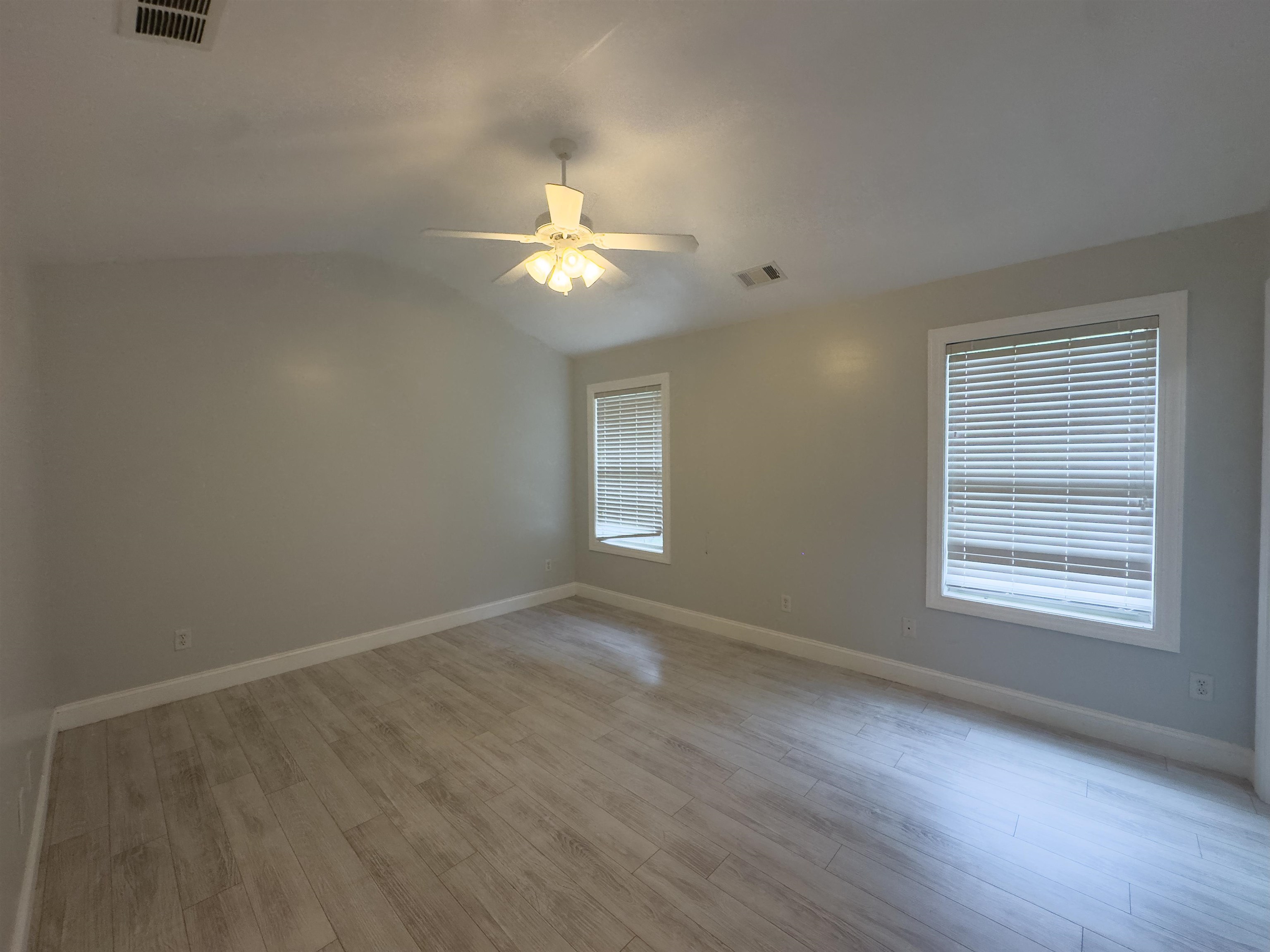 611 Pinery Lane