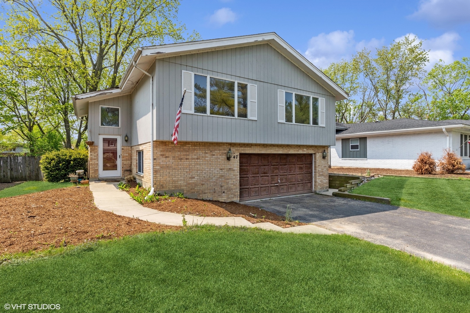 47 W Stone Avenue