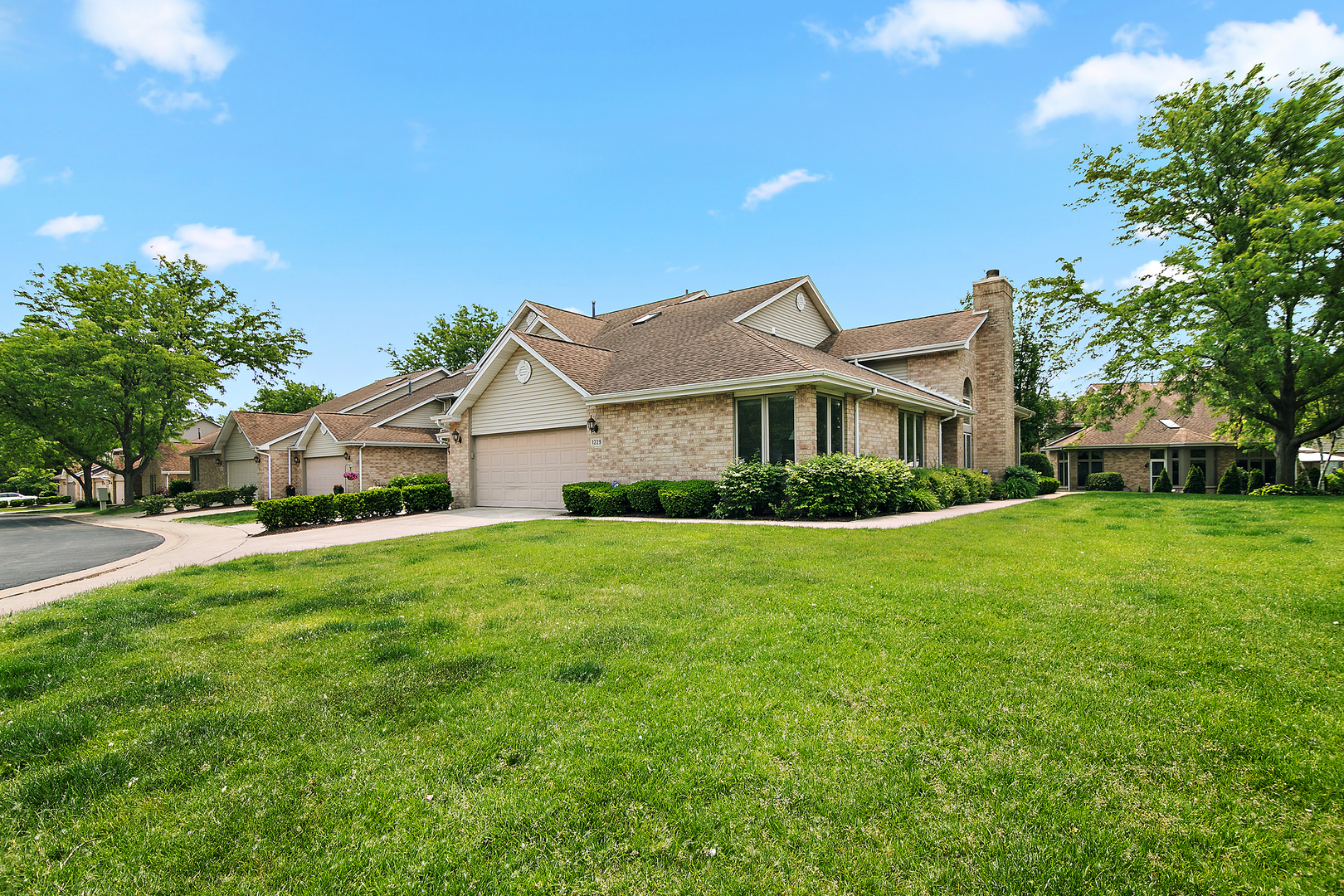 1229 Arbor Drive
