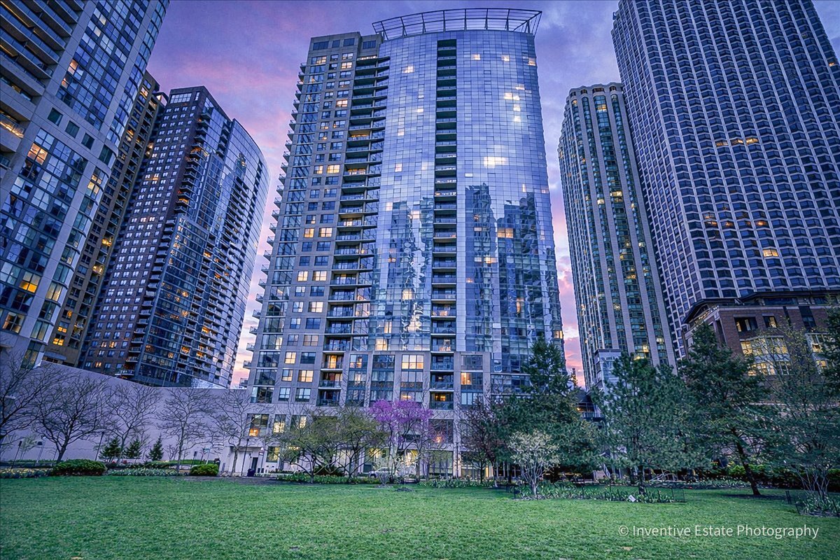 201 N Westshore Drive Unit: 1006